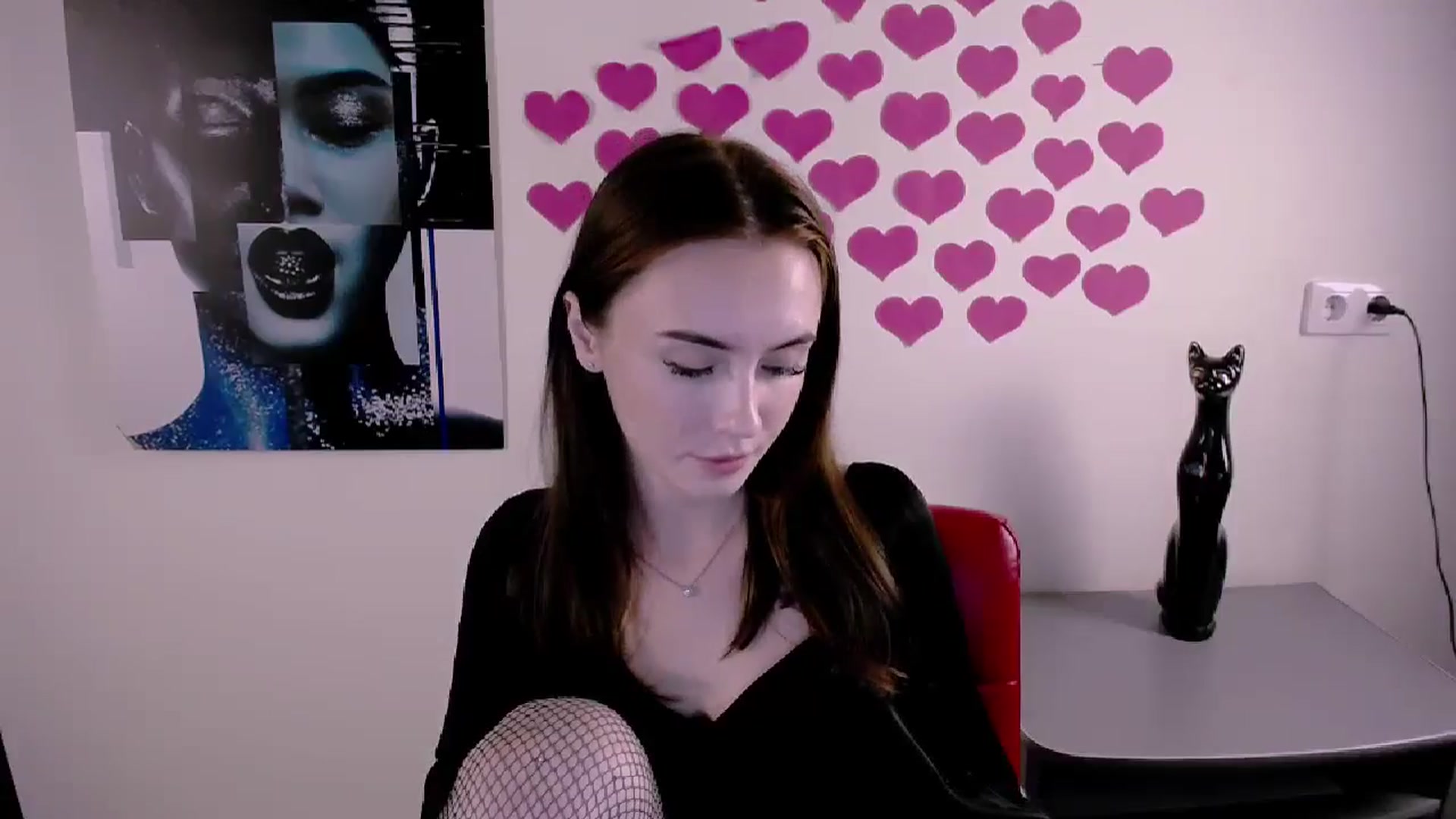 Gallery image thumbnail from Nikonara_'s myfreecams stream on, 05/27/2024, 16:22 image 13 of 20