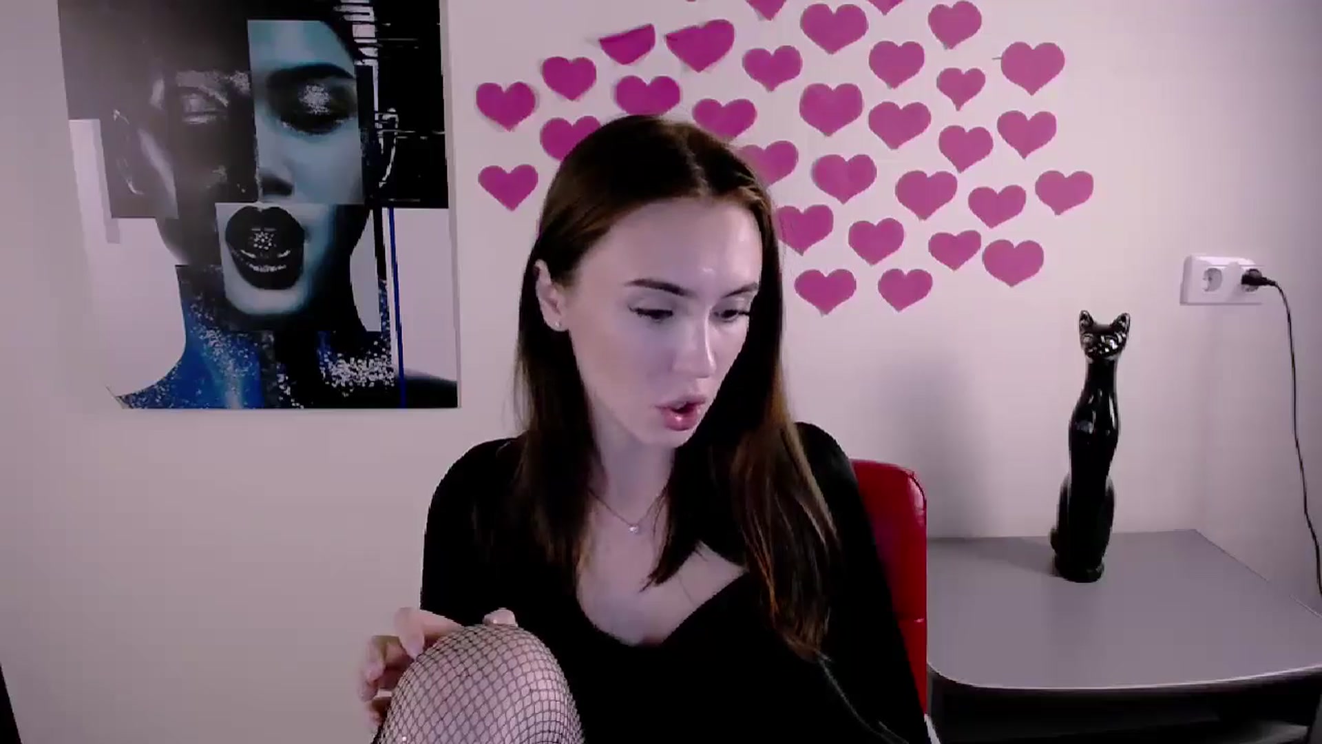 Gallery image thumbnail from Nikonara_'s myfreecams stream on, 05/27/2024, 16:22 image 14 of 20
