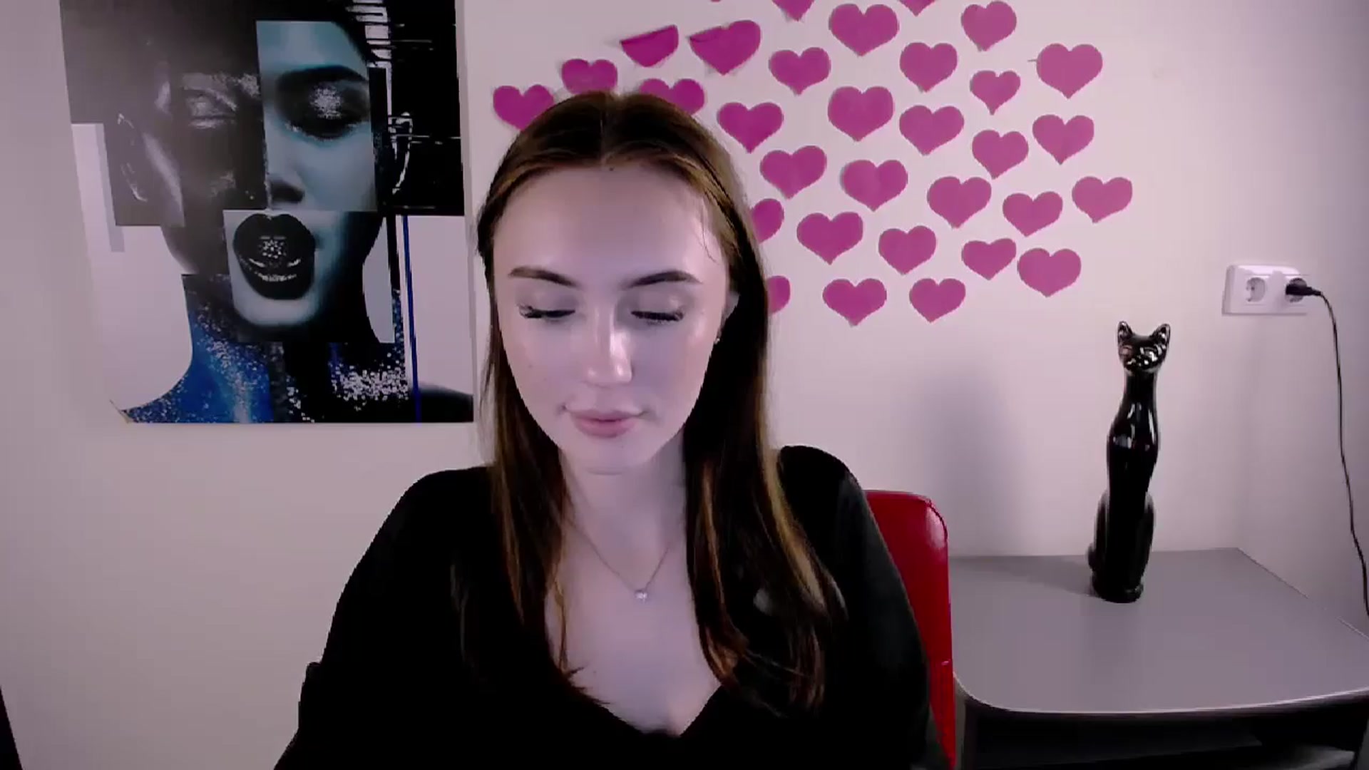 Gallery image thumbnail from Nikonara_'s myfreecams stream on, 05/27/2024, 16:22 image 8 of 20