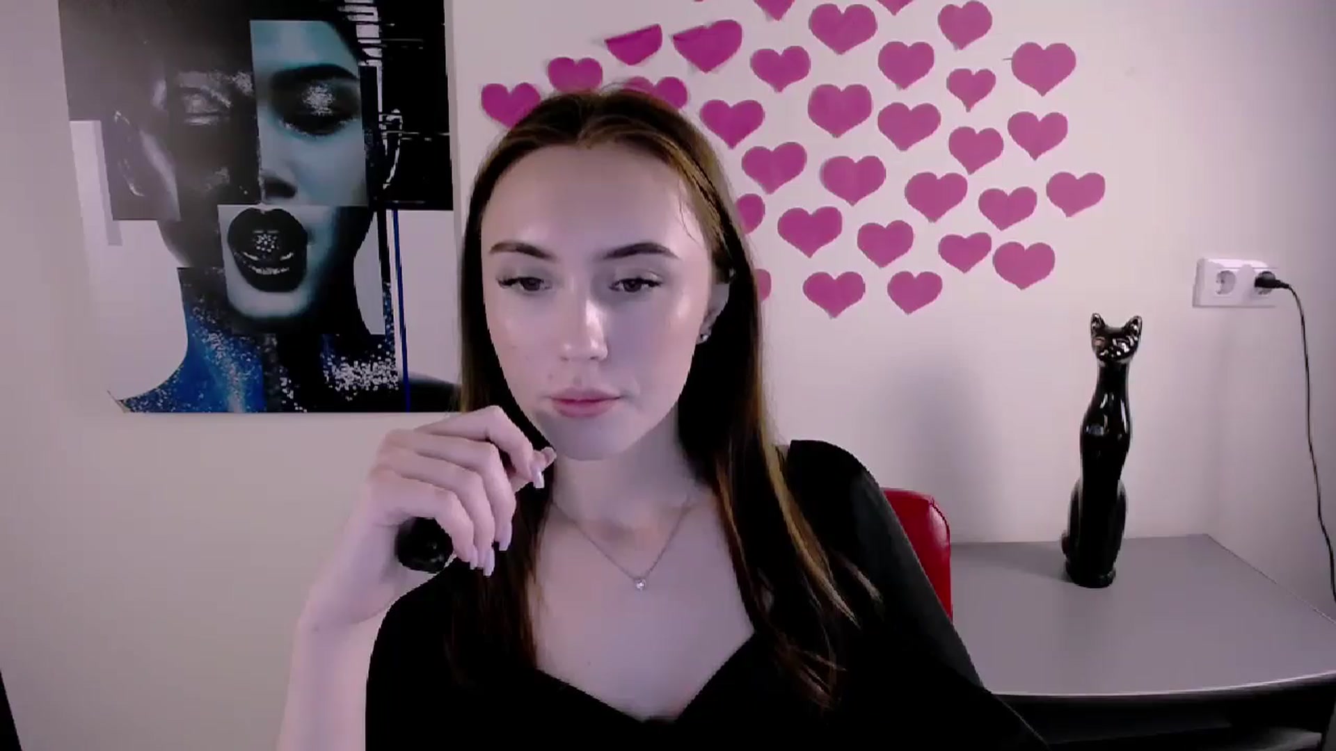 Gallery image thumbnail from Nikonara_'s myfreecams stream on, 05/27/2024, 16:22 image 6 of 20