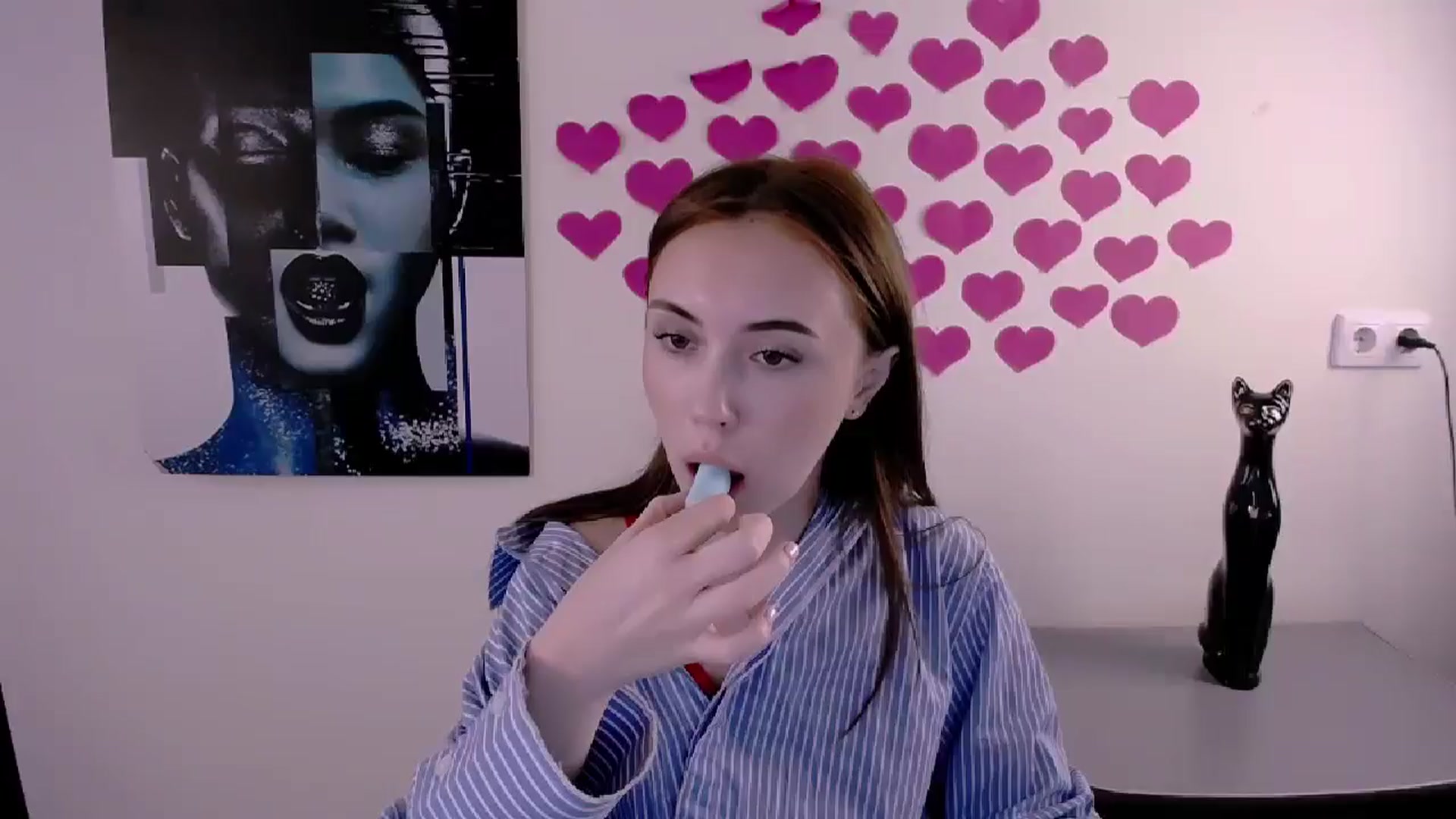 Gallery image thumbnail from Nikonara_'s myfreecams stream on, 06/02/2024, 12:32 image 1 of 20