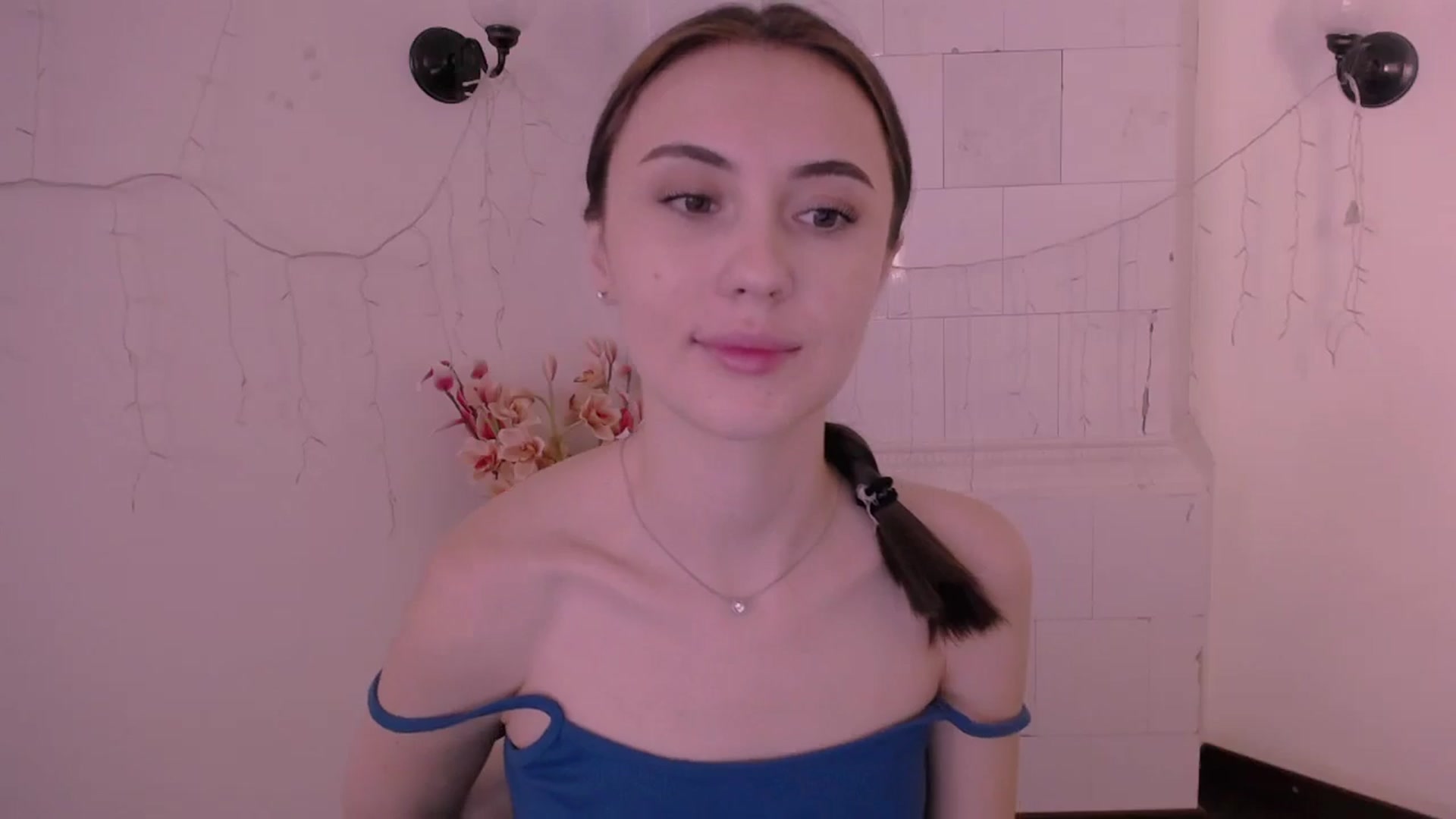 Gallery image thumbnail from Nikonara_'s myfreecams stream on, 06/03/2024, 11:16 image 15 of 20