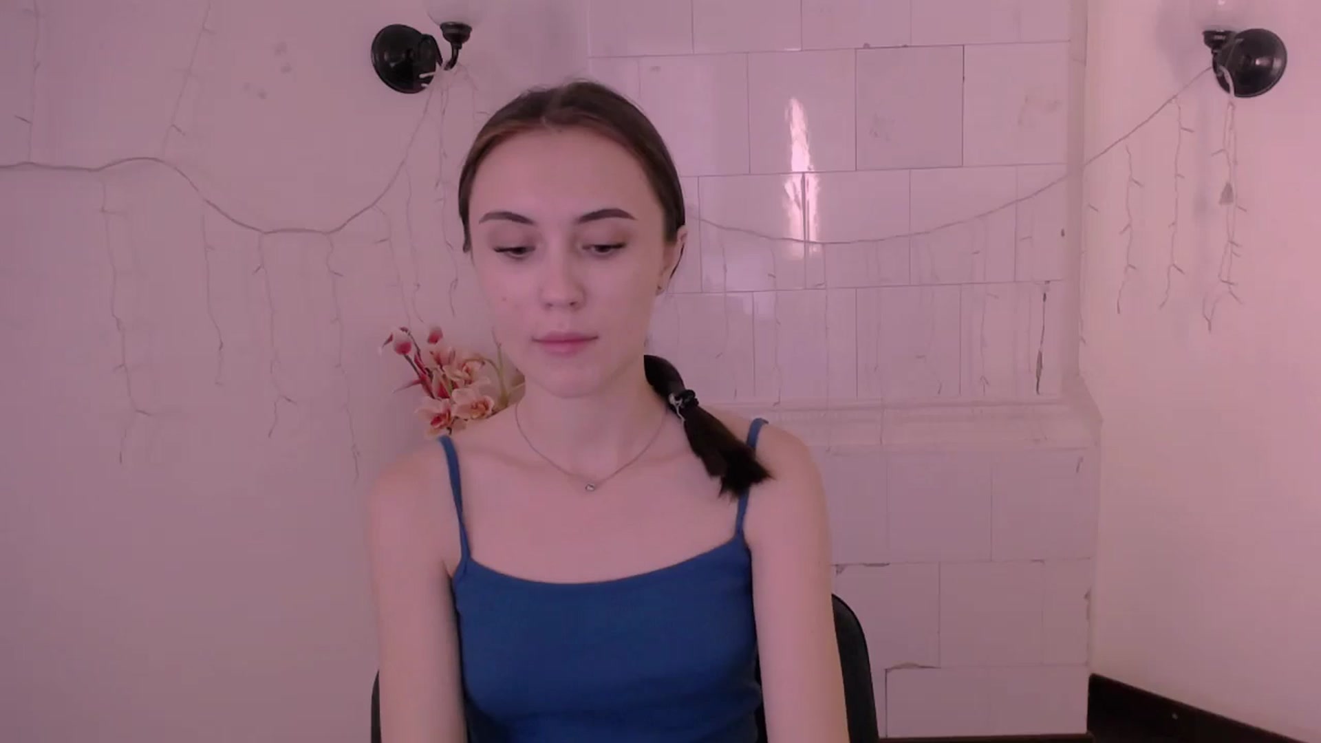 Gallery image thumbnail from Nikonara_'s myfreecams stream on, 06/03/2024, 11:16 image 17 of 20