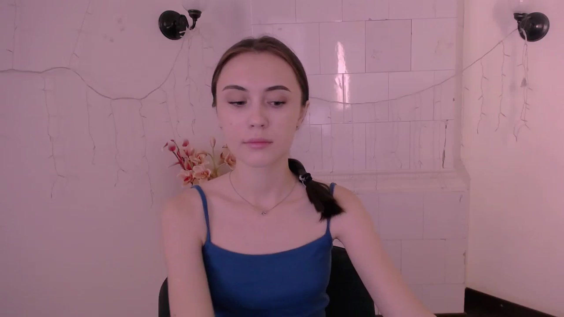 Gallery image thumbnail from Nikonara_'s myfreecams stream on, 06/03/2024, 11:16 image 18 of 20