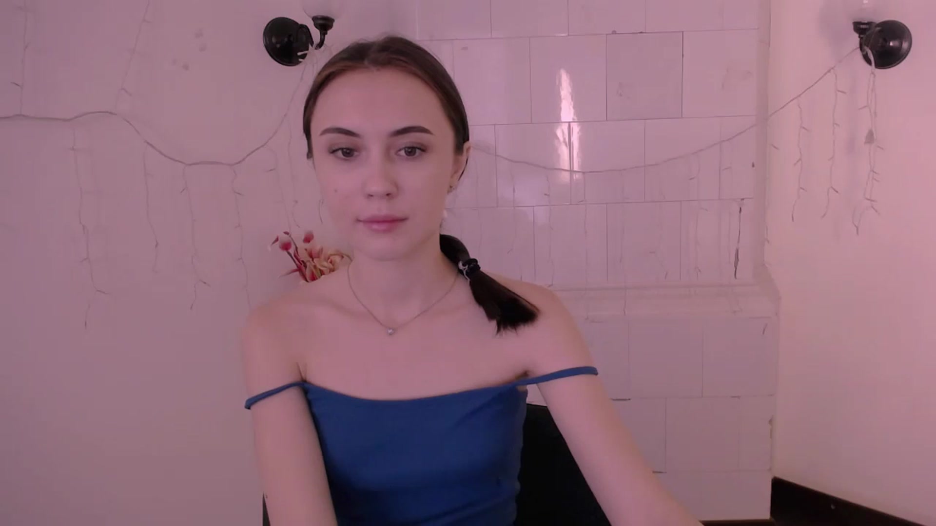 Gallery image thumbnail from Nikonara_'s myfreecams stream on, 06/03/2024, 11:16 image 14 of 20
