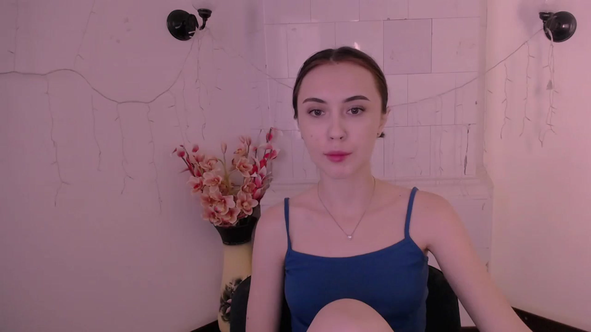 Gallery image thumbnail from Nikonara_'s myfreecams stream on, 06/03/2024, 11:57 image 17 of 20