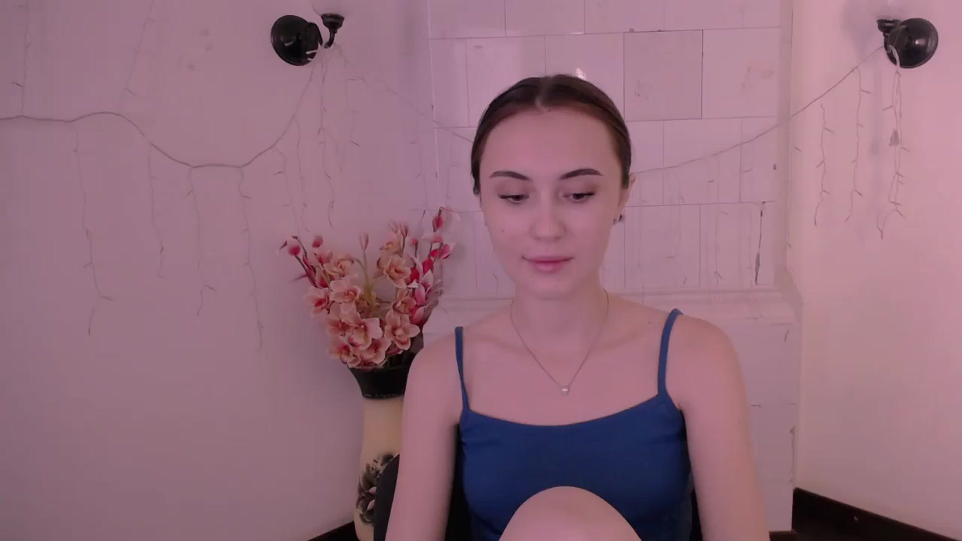 Gallery image thumbnail from Nikonara_'s myfreecams stream on, 06/03/2024, 11:57 image 19 of 20