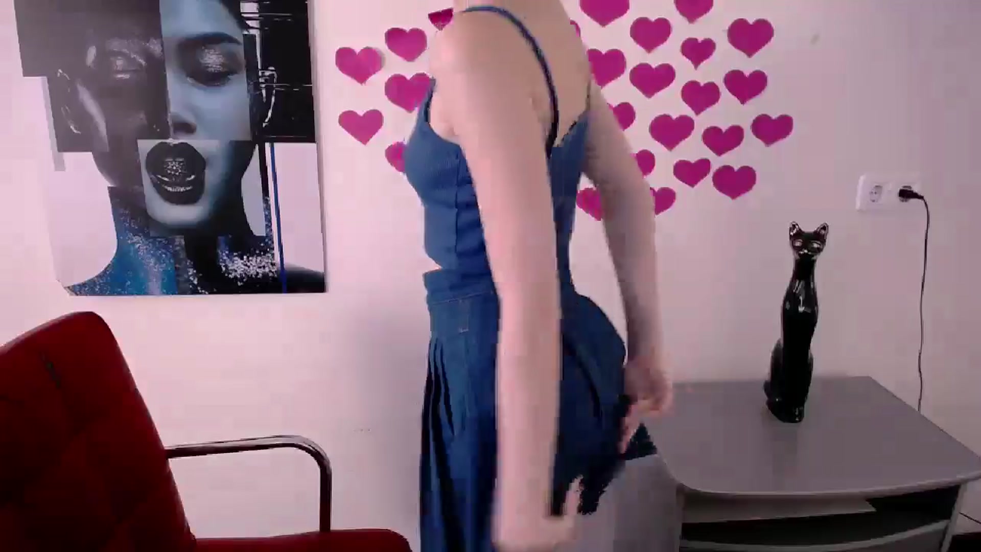 Gallery image thumbnail from Nikonara_'s myfreecams stream on, 06/03/2024, 13:07 image 7 of 20