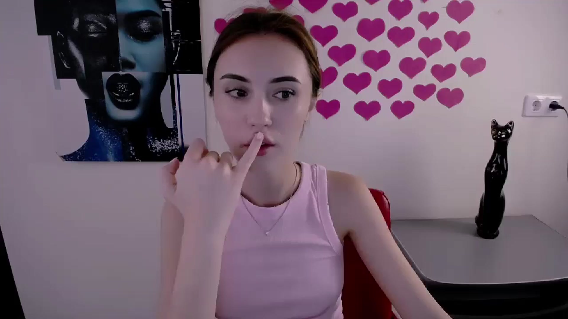 Gallery image thumbnail from Nikonara_'s myfreecams stream on, 06/11/2024, 14:56 image 19 of 20
