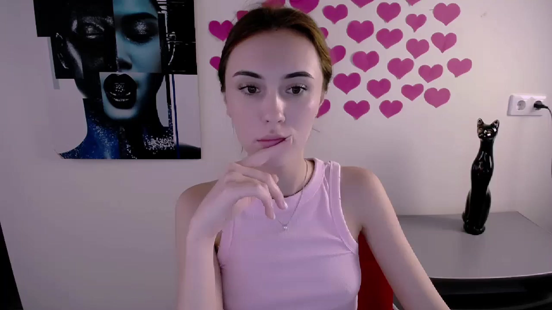 Gallery image thumbnail from Nikonara_'s myfreecams stream on, 06/11/2024, 15:48 image 10 of 20