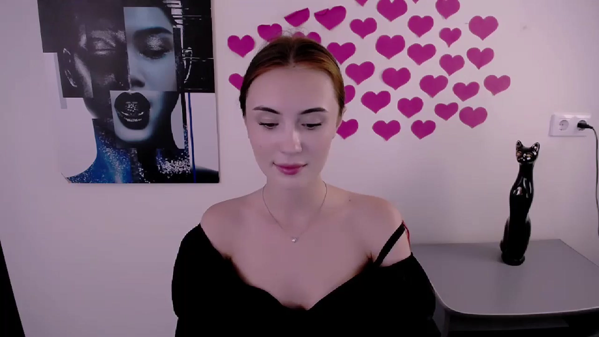 Gallery image thumbnail from Nikonara_'s myfreecams stream on, 06/12/2024, 15:06 image 18 of 20