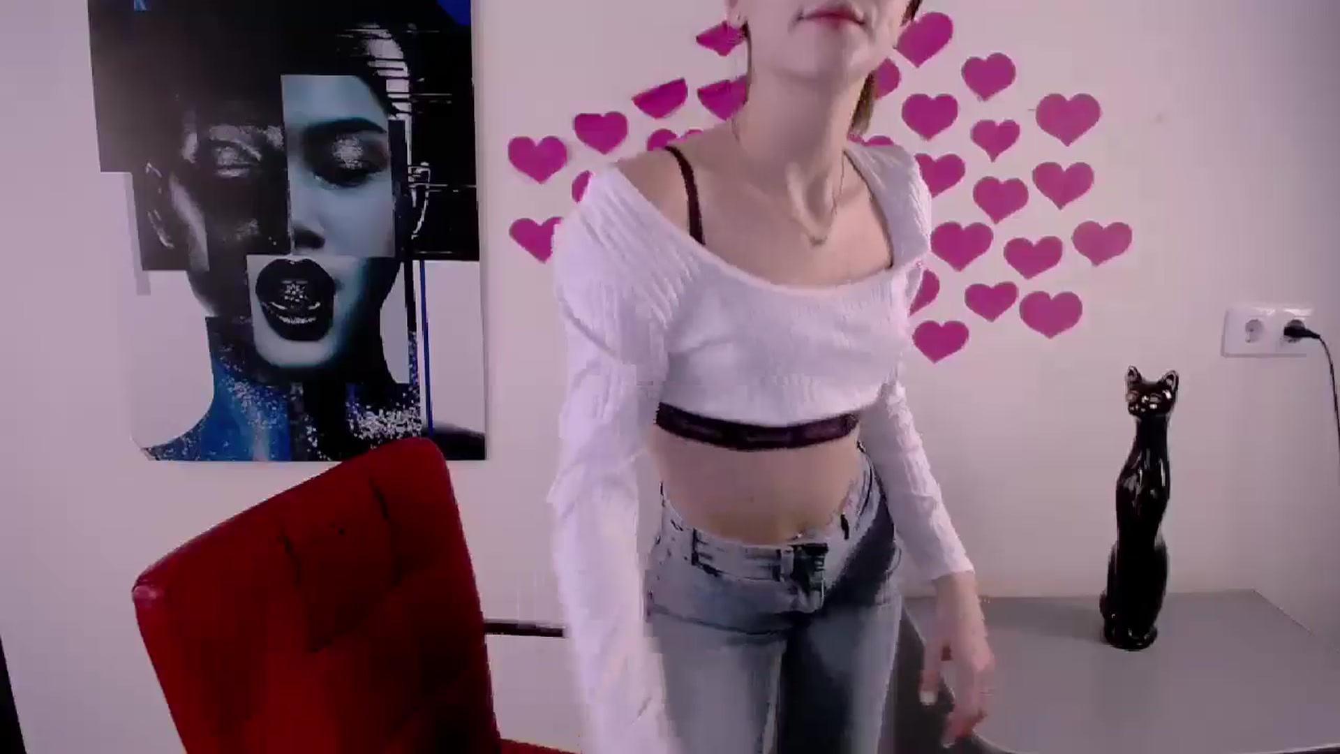 Gallery image thumbnail from Nikonara_'s myfreecams stream on, 06/15/2024, 12:28 image 16 of 20