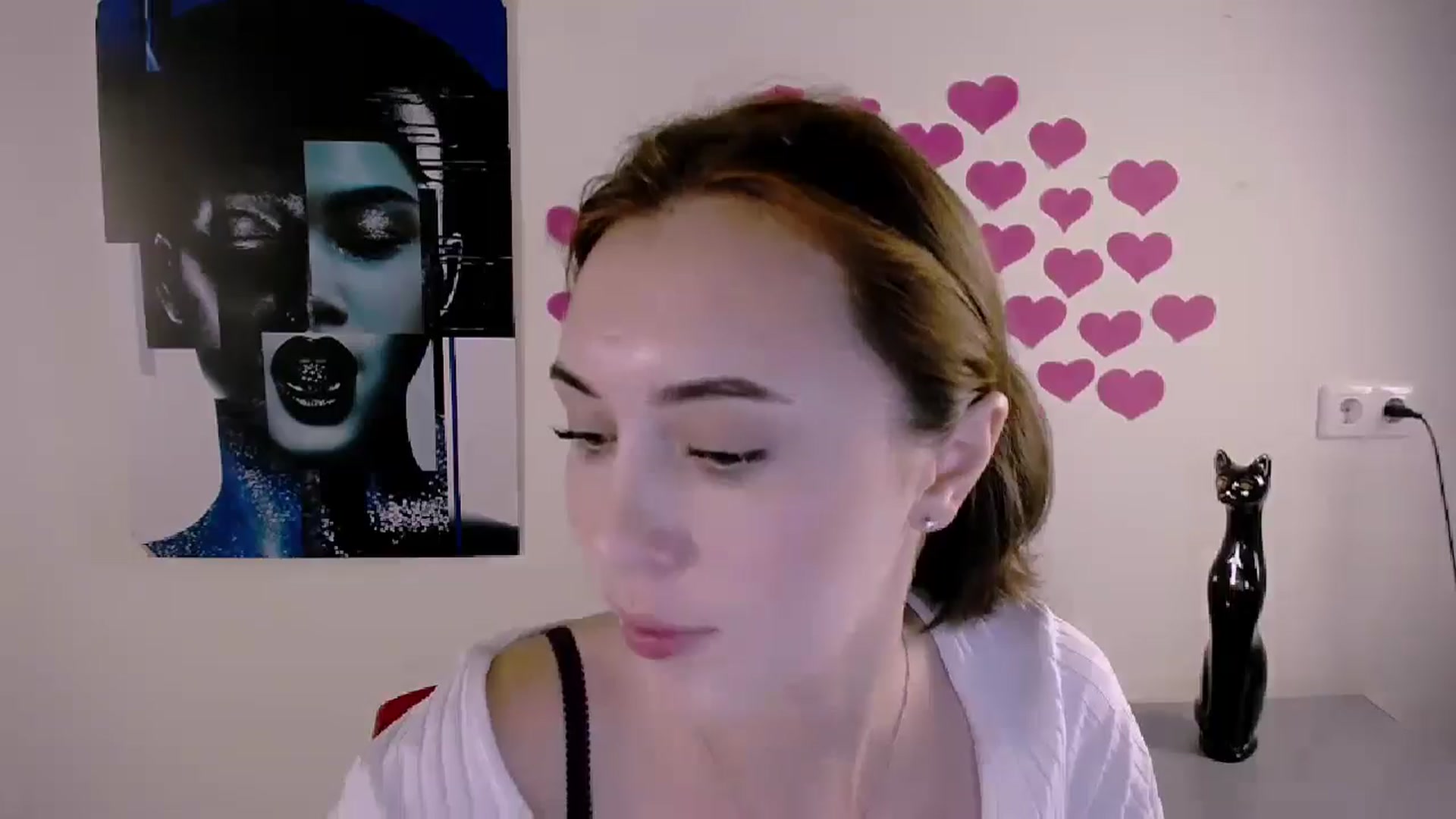 Gallery image thumbnail from Nikonara_'s myfreecams stream on, 06/15/2024, 13:12 image 18 of 20