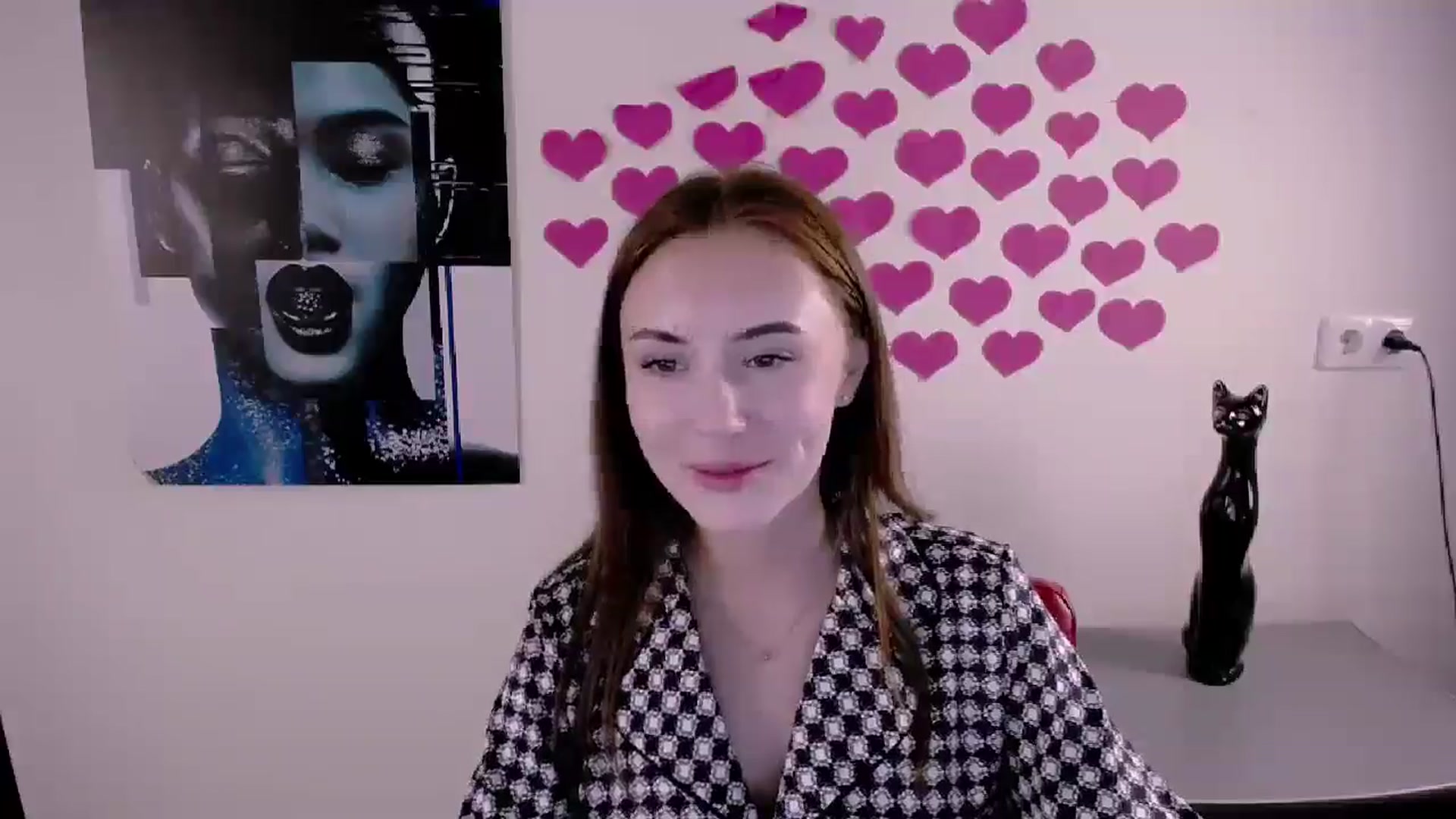 Gallery image thumbnail from Nikonara_'s myfreecams stream on, 06/17/2024, 14:35 image 7 of 20