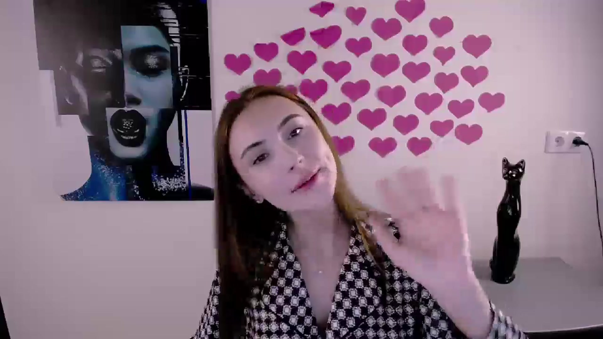 Gallery image thumbnail from Nikonara_'s myfreecams stream on, 06/17/2024, 14:35 image 12 of 20