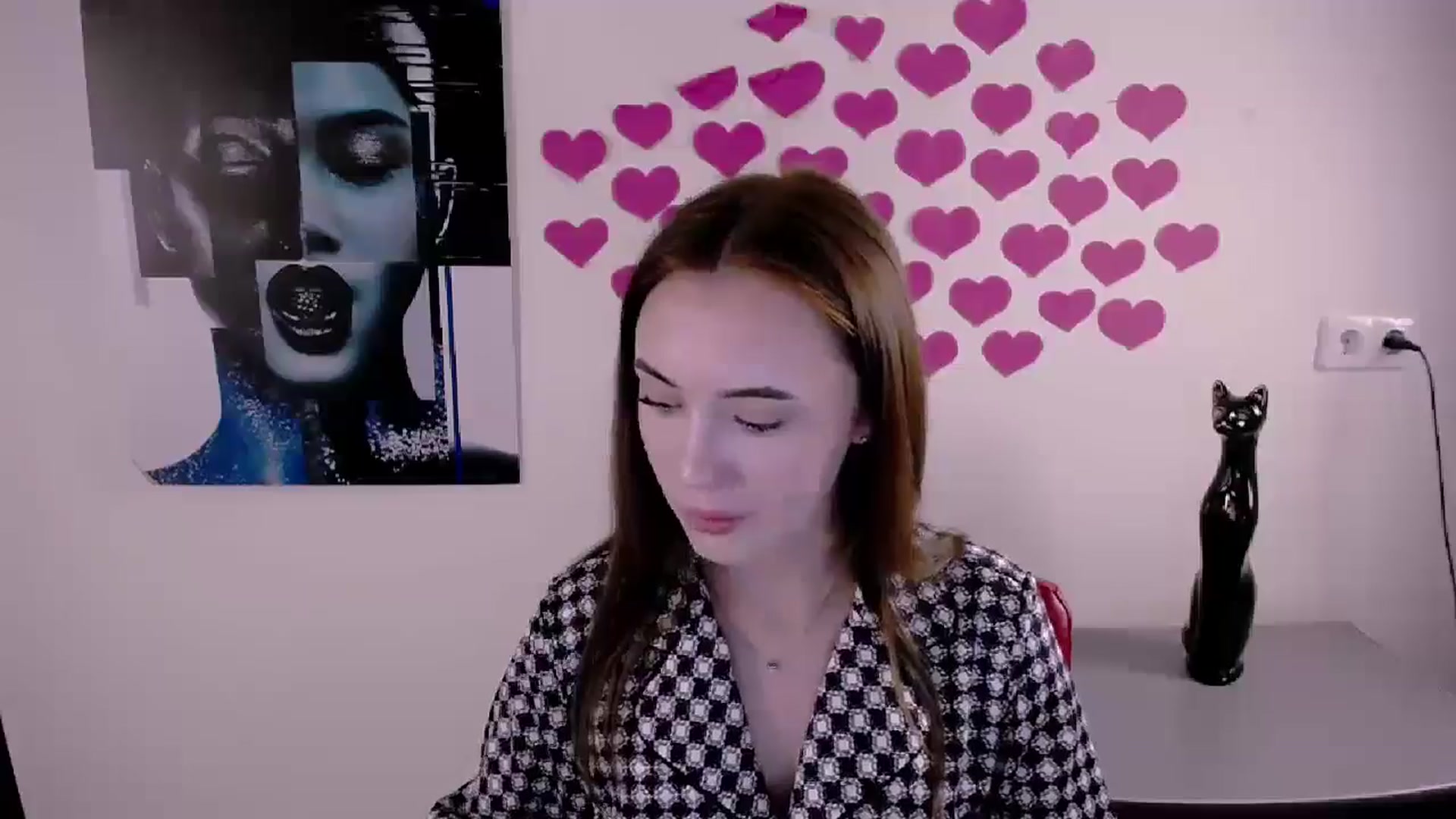 Gallery image thumbnail from Nikonara_'s myfreecams stream on, 06/17/2024, 14:35 image 10 of 20