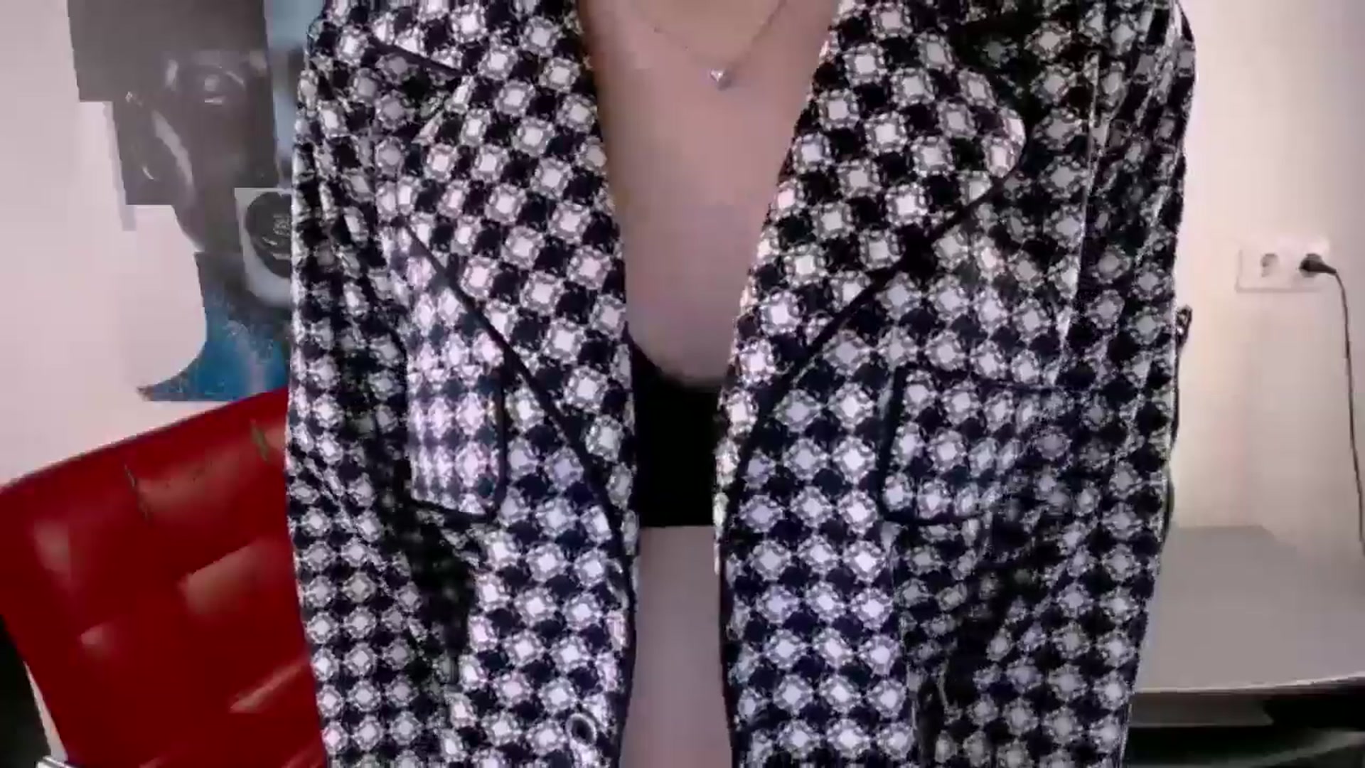 Gallery image thumbnail from Nikonara_'s myfreecams stream on, 06/17/2024, 15:43 image 19 of 20