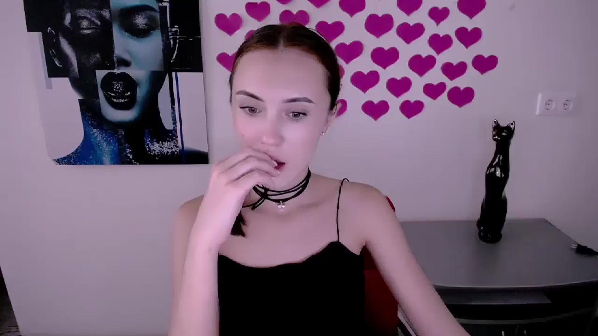 Gallery image thumbnail from Nikonara_'s myfreecams stream on, 06/18/2024, 13:33 image 3 of 20