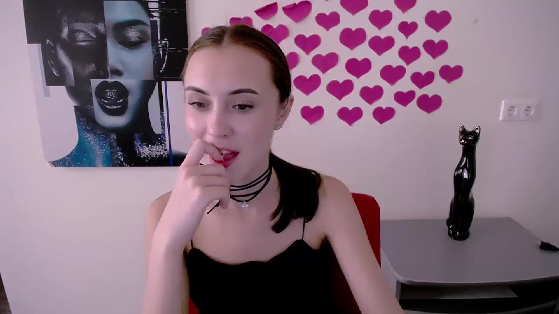 Gallery image thumbnail from Nikonara_'s myfreecams stream on, 06/18/2024, 13:58 image 6 of 20