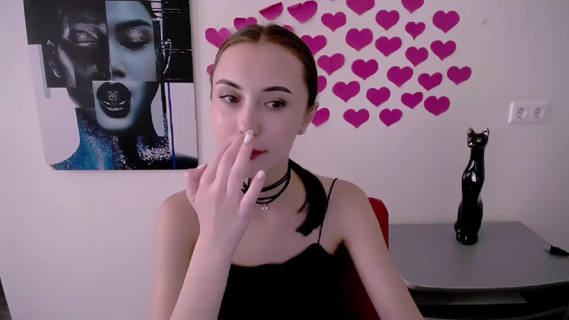 Gallery image thumbnail from Nikonara_'s myfreecams stream on, 06/18/2024, 13:58 image 16 of 20