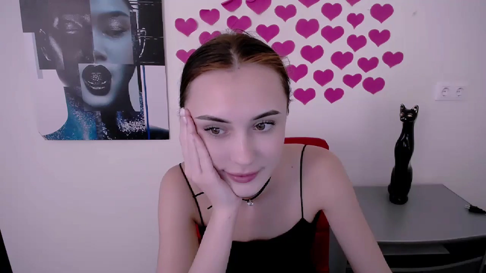Gallery image thumbnail from Nikonara_'s myfreecams stream on, 06/18/2024, 15:38 image 9 of 20