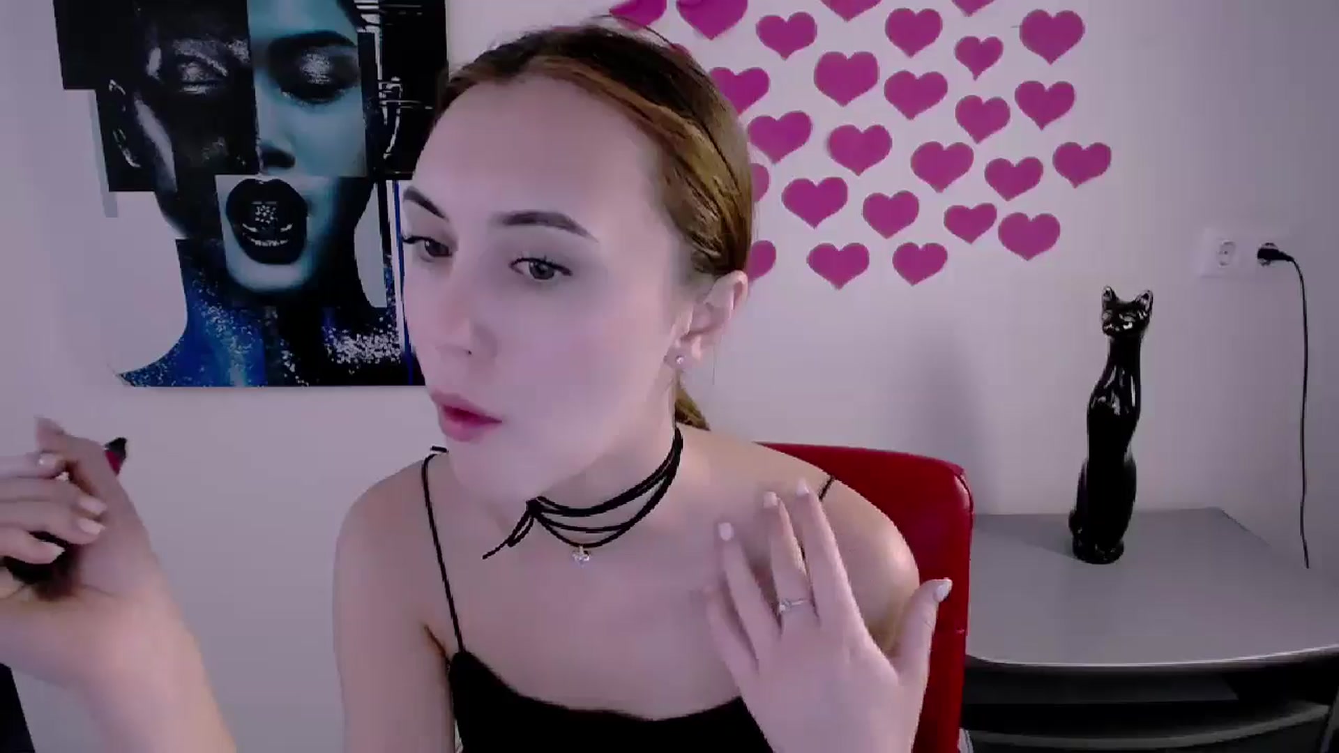 Gallery image thumbnail from Nikonara_'s myfreecams stream on, 06/18/2024, 16:34 image 12 of 20