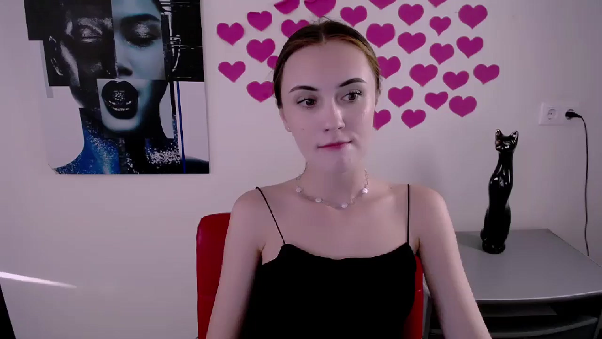 Gallery image thumbnail from Nikonara_'s myfreecams stream on, 06/18/2024, 16:59 image 3 of 20