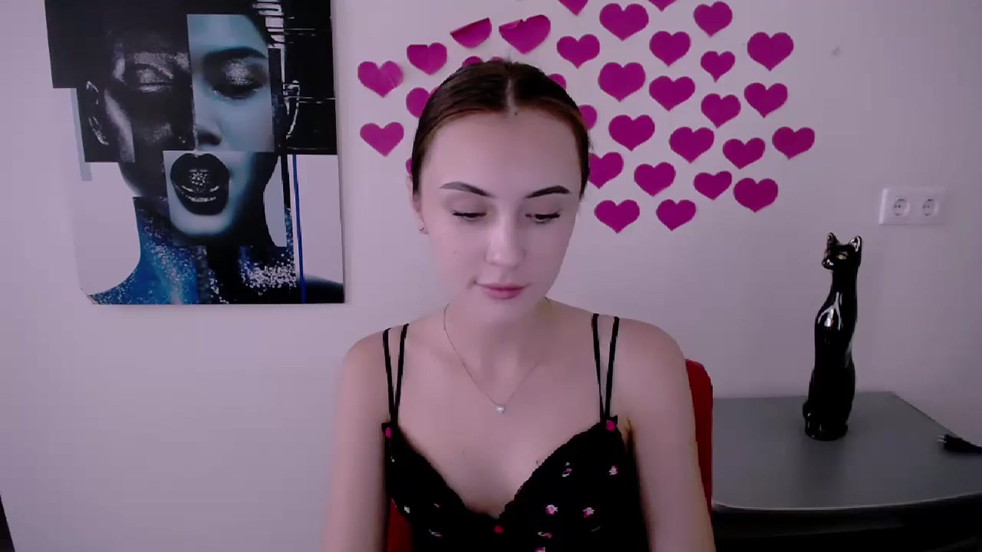 Gallery image thumbnail from Nikonara_'s myfreecams stream on, 06/20/2024, 16:12 image 8 of 20