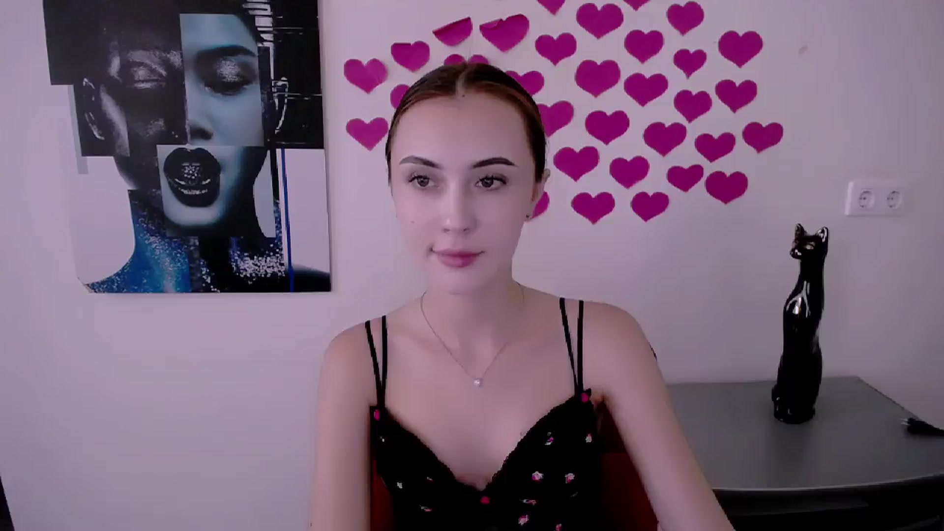 Gallery image thumbnail from Nikonara_'s myfreecams stream on, 06/20/2024, 16:12 image 11 of 20