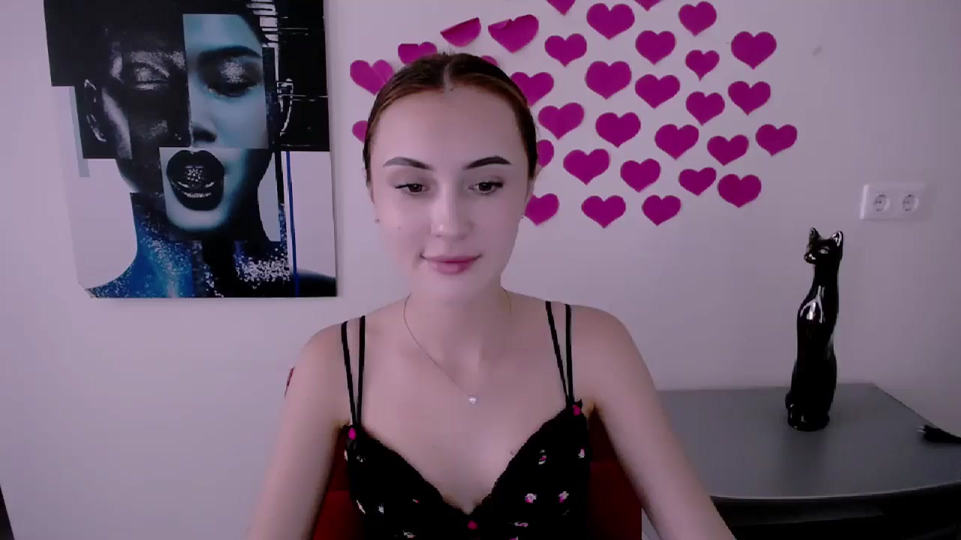 Gallery image thumbnail from Nikonara_'s myfreecams stream on, 06/20/2024, 16:12 image 6 of 20