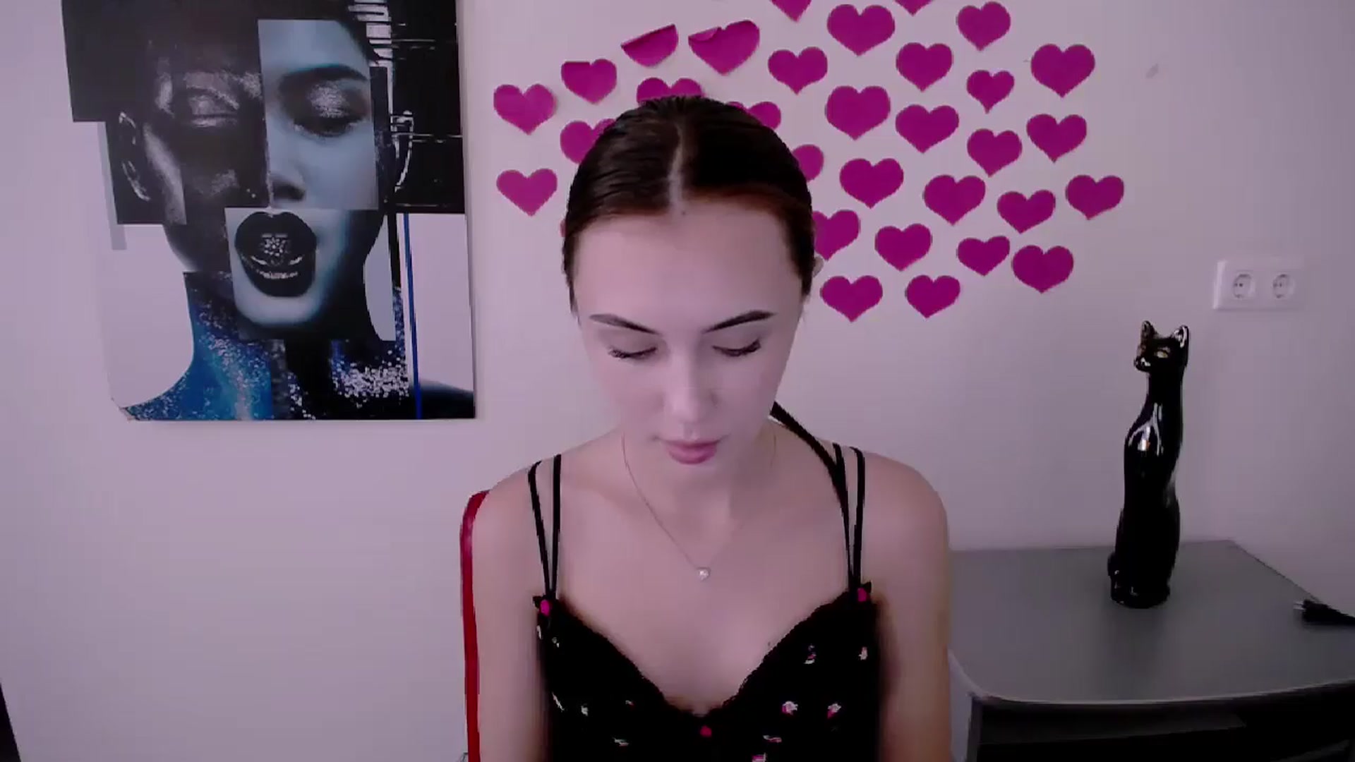 Gallery image thumbnail from Nikonara_'s myfreecams stream on, 06/20/2024, 16:12 image 12 of 20