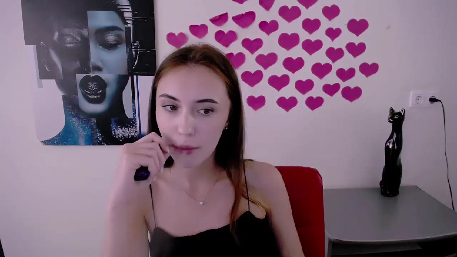 Gallery image thumbnail from Nikonara_'s myfreecams stream on, 06/22/2024, 16:36 image 20 of 20