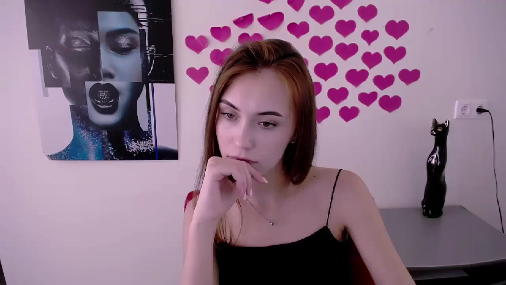 Gallery image thumbnail from Nikonara_'s myfreecams stream on, 06/22/2024, 16:36 image 5 of 20