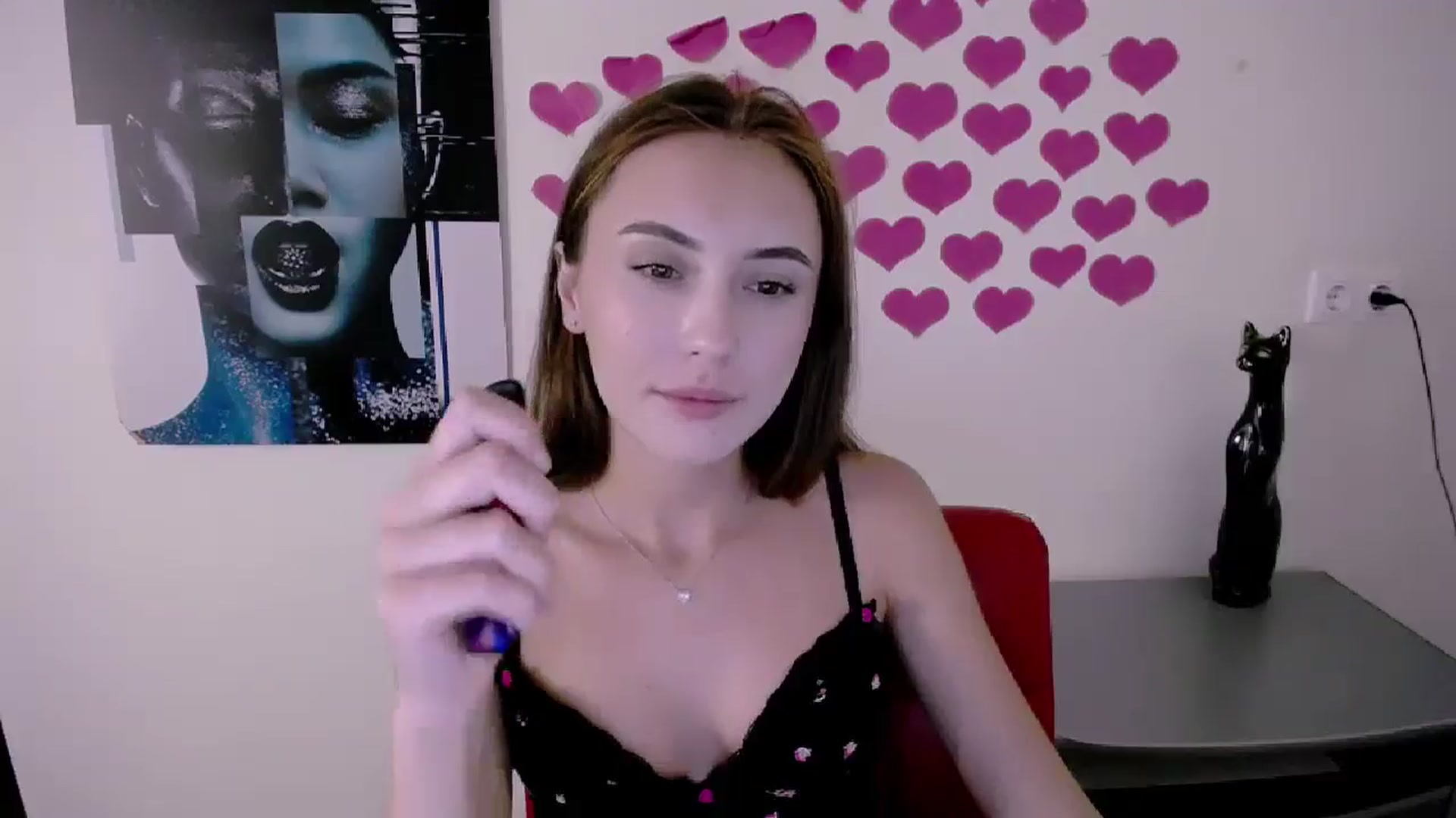 Gallery image thumbnail from Nikonara_'s myfreecams stream on, 06/24/2024, 15:37 image 17 of 20