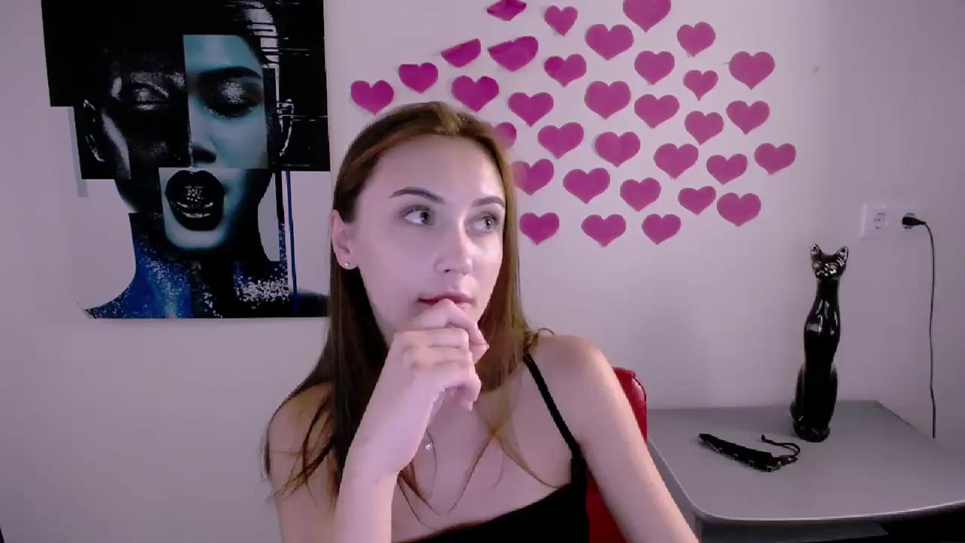Gallery image thumbnail from Nikonara_'s myfreecams stream on, 06/25/2024, 16:40 image 10 of 20