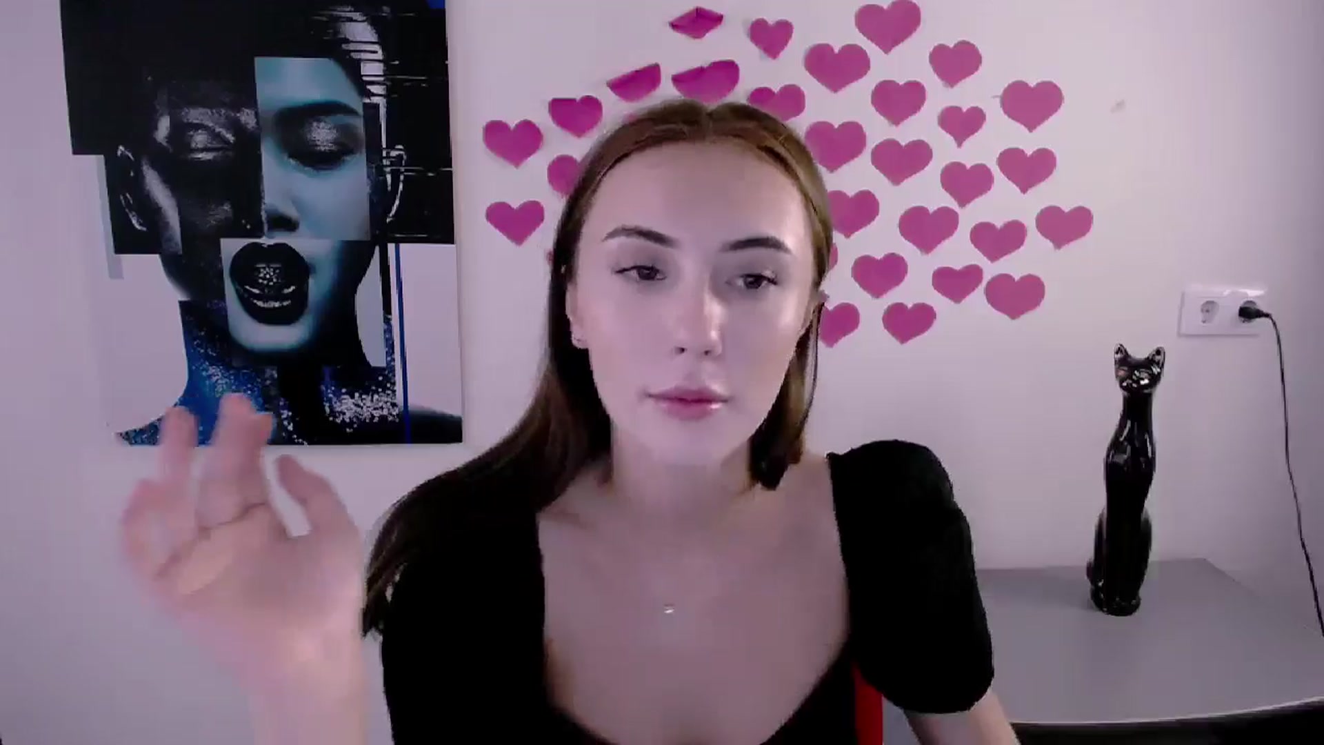 Gallery image thumbnail from Nikonara_'s myfreecams stream on, 06/26/2024, 12:39 image 14 of 20