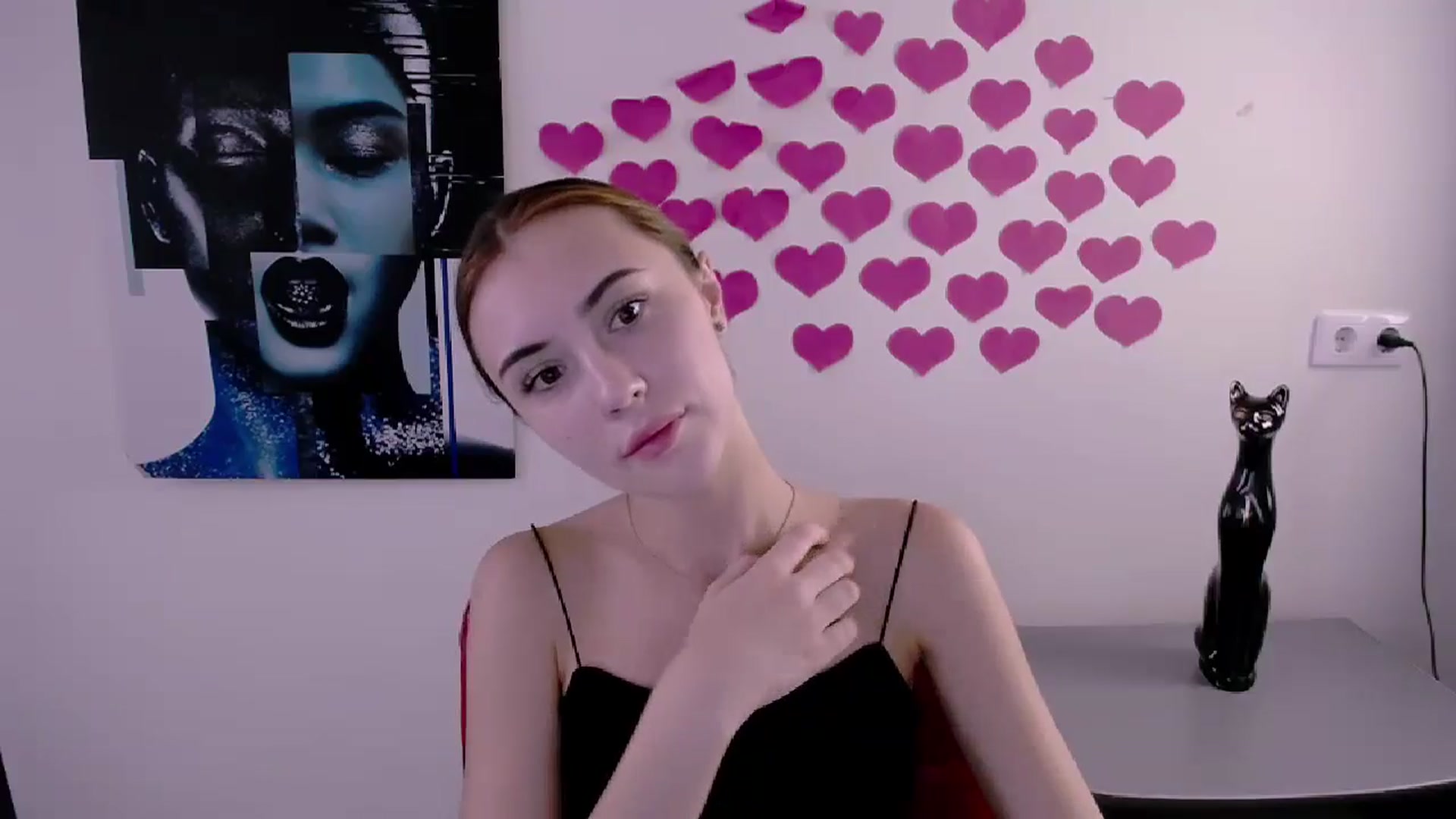 Gallery image thumbnail from Nikonara_'s myfreecams stream on, 07/07/2024, 13:31 image 7 of 20
