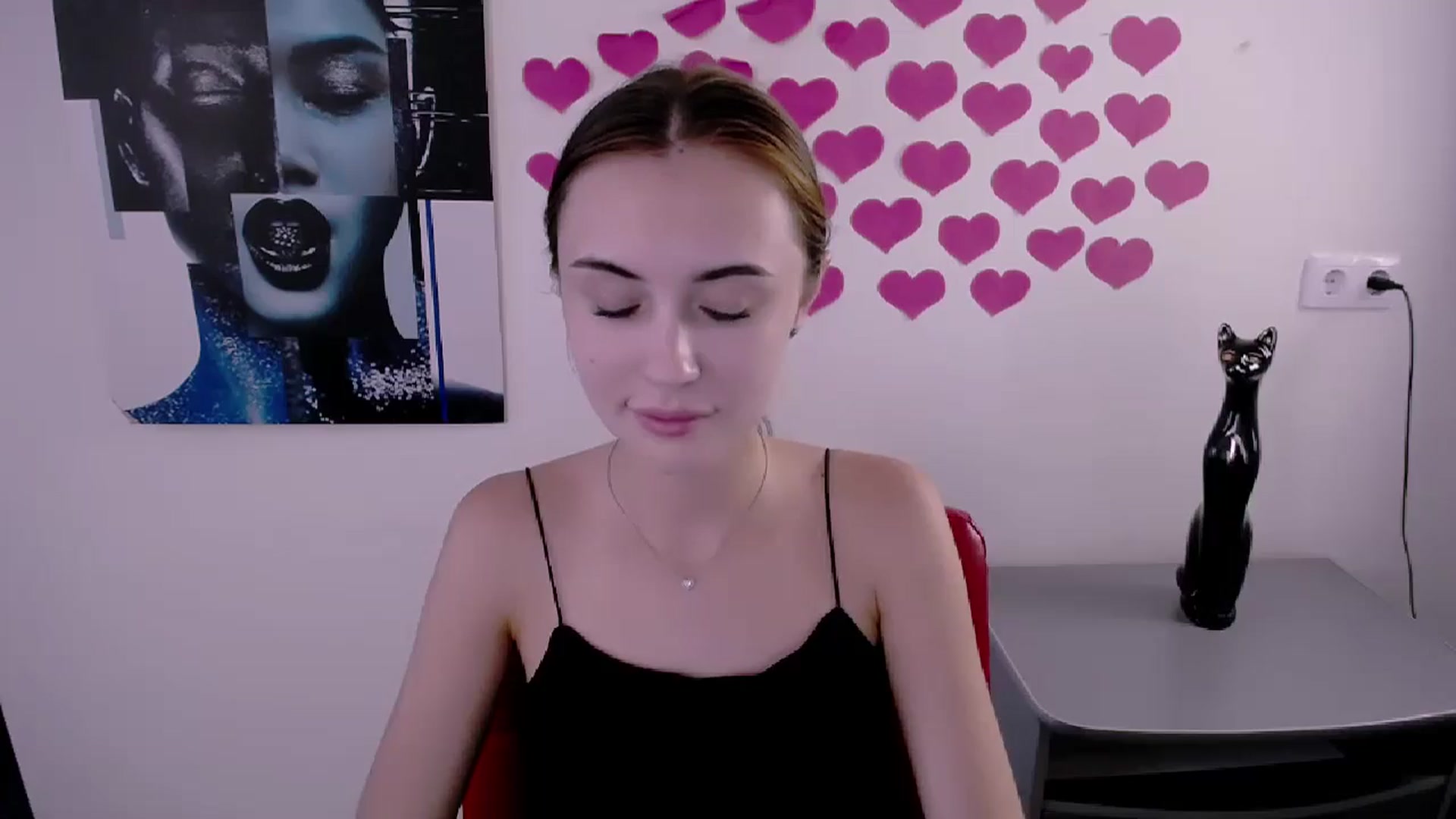 Gallery image thumbnail from Nikonara_'s myfreecams stream on, 07/07/2024, 15:23 image 16 of 20
