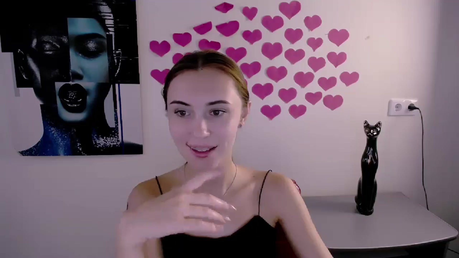 Gallery image thumbnail from Nikonara_'s myfreecams stream on, 07/07/2024, 16:27 image 15 of 20