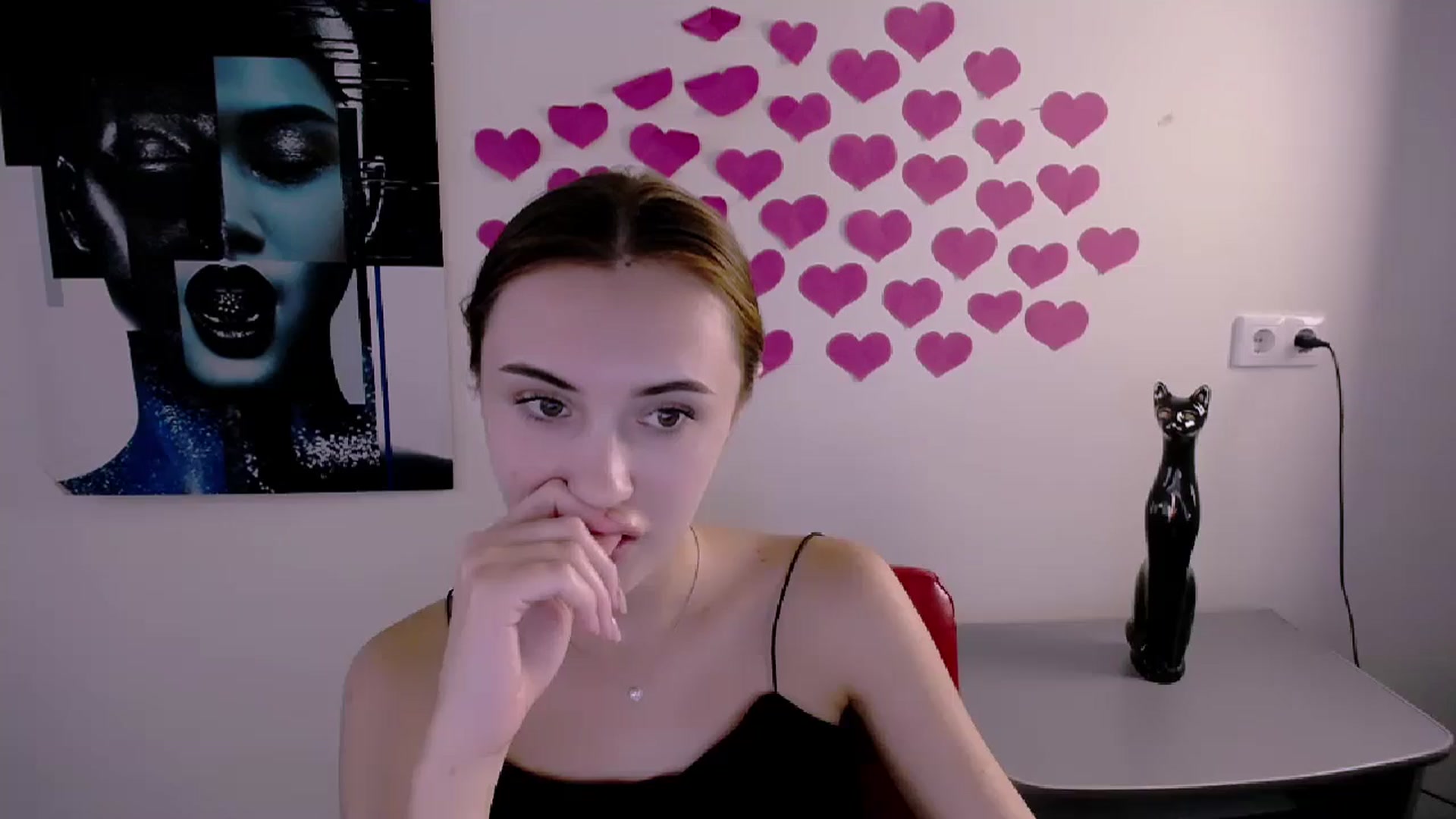 Gallery image thumbnail from Nikonara_'s myfreecams stream on, 07/07/2024, 16:27 image 10 of 20