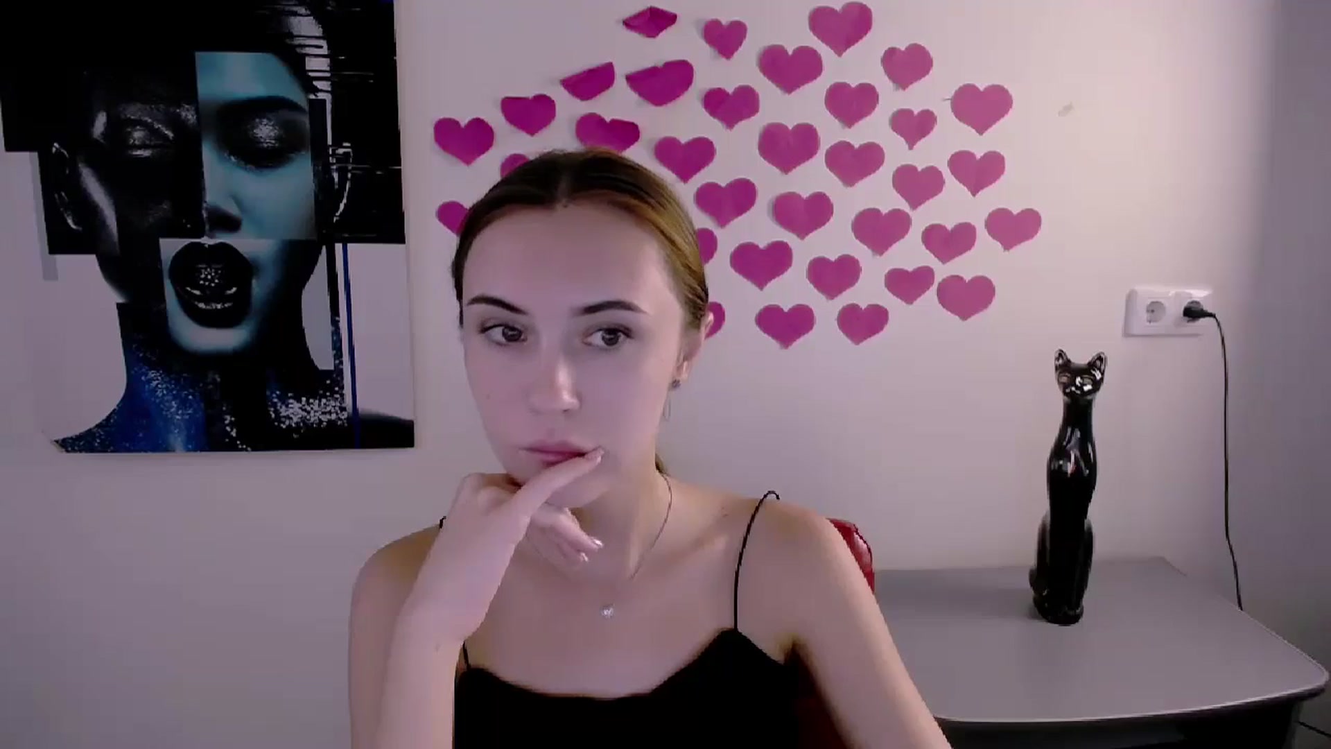 Gallery image thumbnail from Nikonara_'s myfreecams stream on, 07/07/2024, 16:27 image 13 of 20