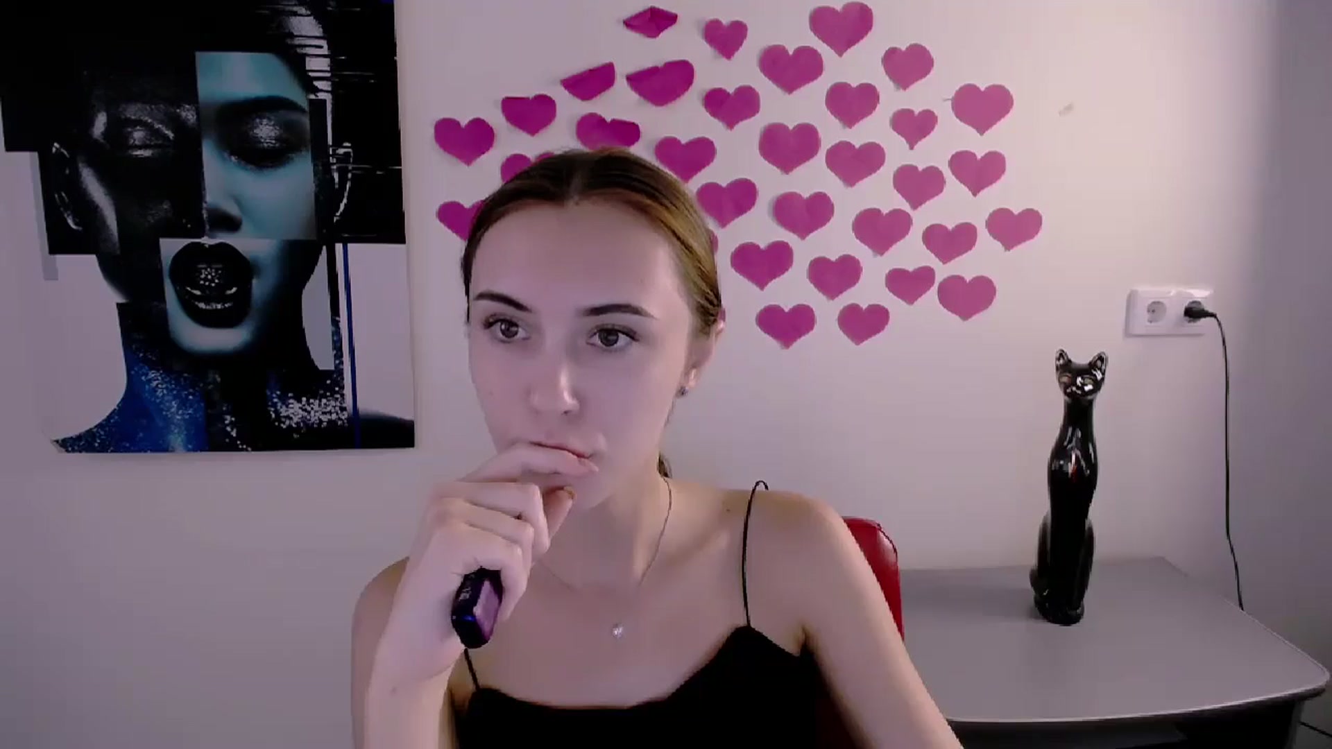 Gallery image thumbnail from Nikonara_'s myfreecams stream on, 07/07/2024, 16:27 image 3 of 20