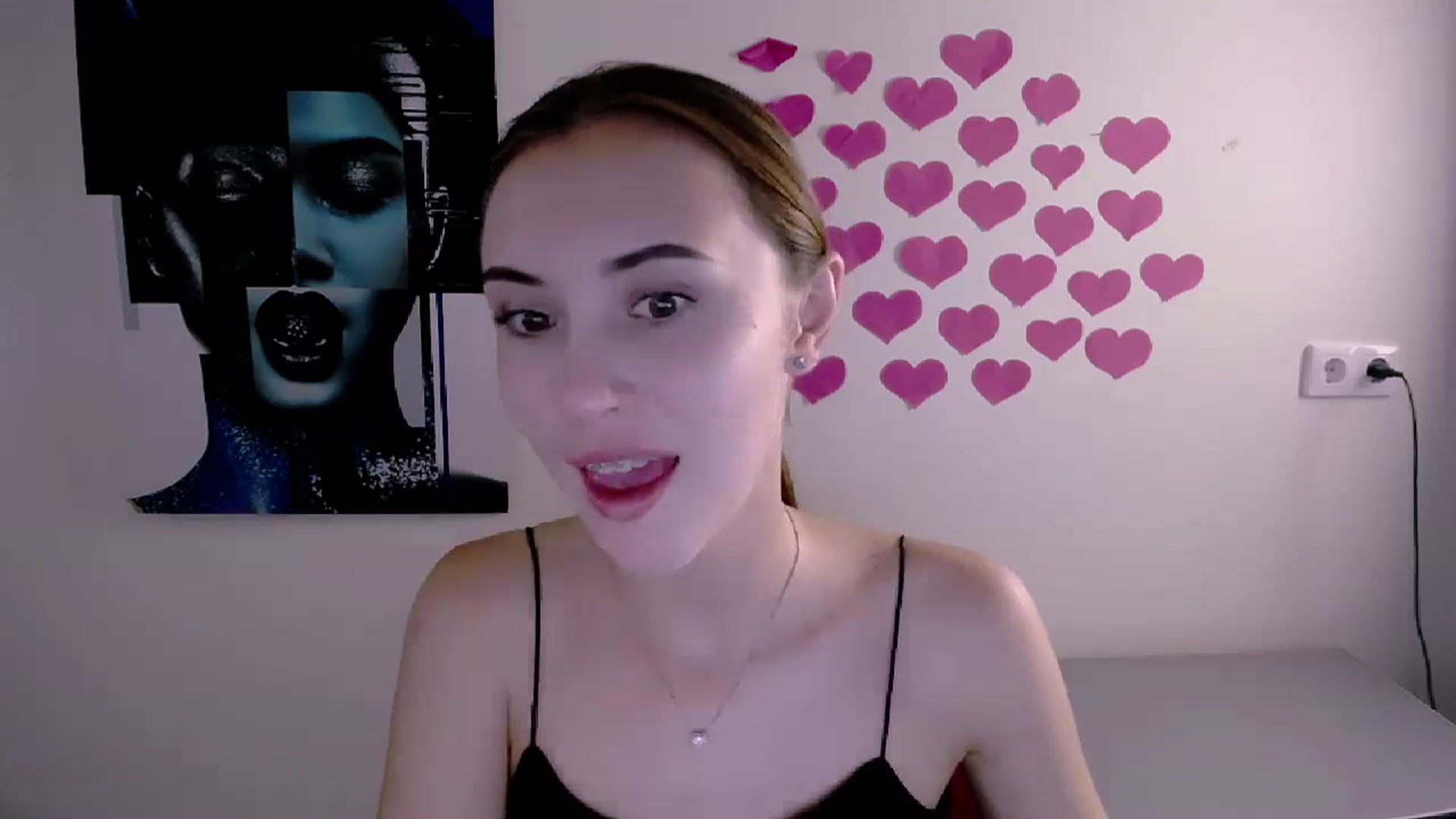 Gallery image thumbnail from Nikonara_'s myfreecams stream on, 07/07/2024, 17:16 image 16 of 20