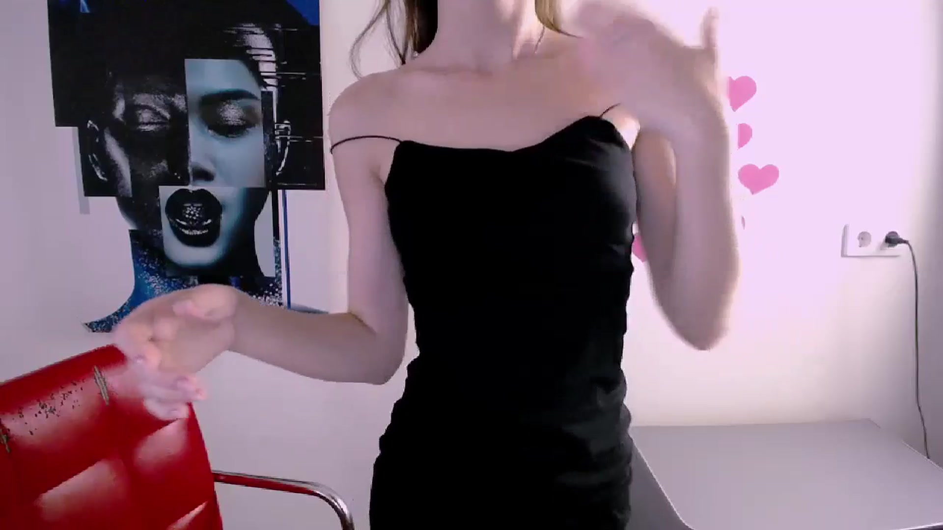Gallery image thumbnail from Nikonara_'s myfreecams stream on, 07/07/2024, 17:16 image 8 of 20