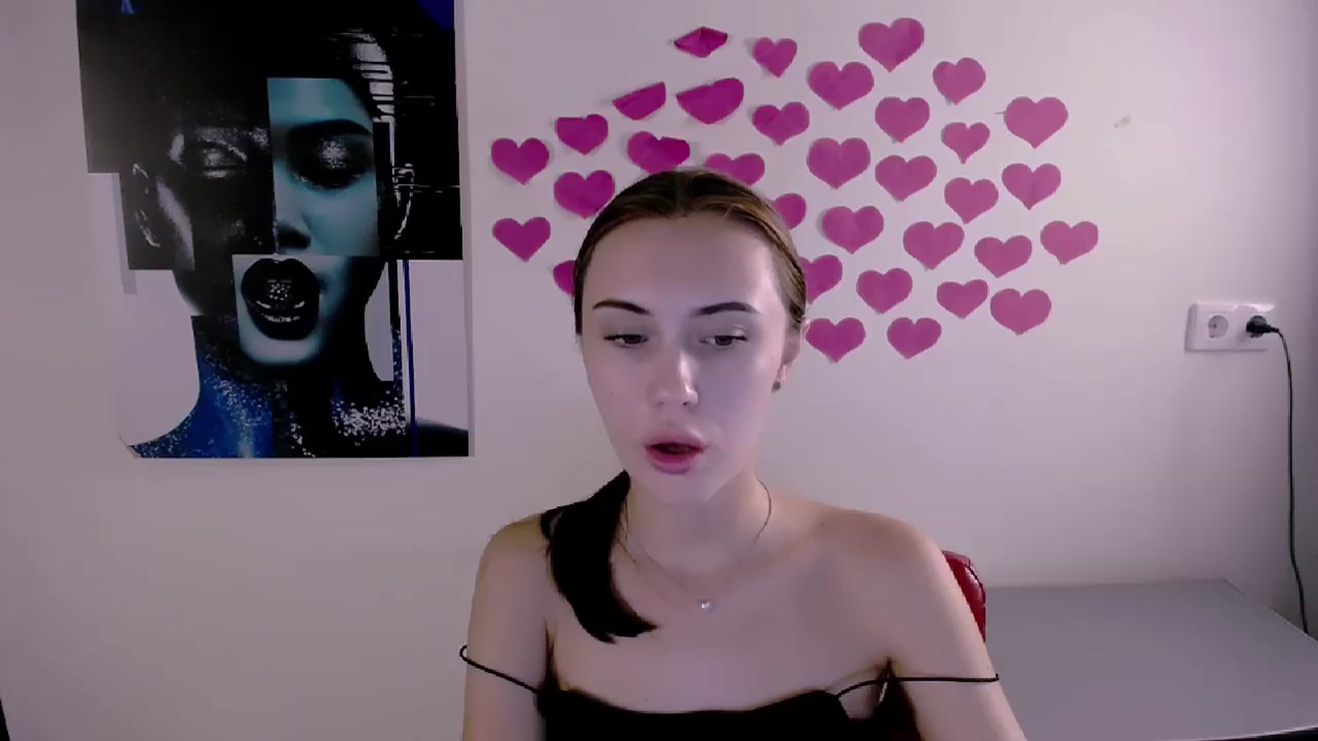 Gallery image thumbnail from Nikonara_'s myfreecams stream on, 07/07/2024, 17:56 image 9 of 20