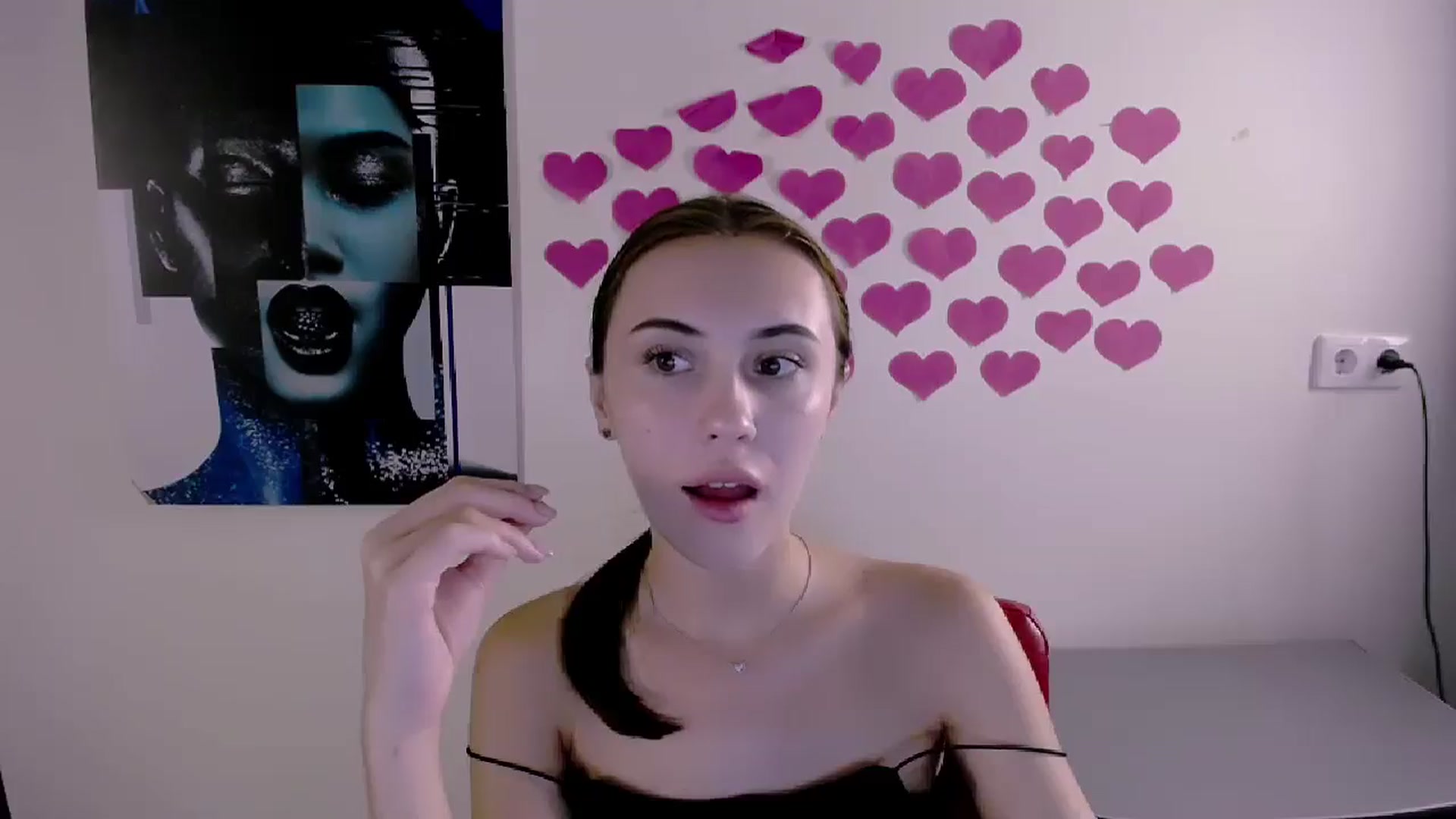 Gallery image thumbnail from Nikonara_'s myfreecams stream on, 07/07/2024, 17:56 image 15 of 20