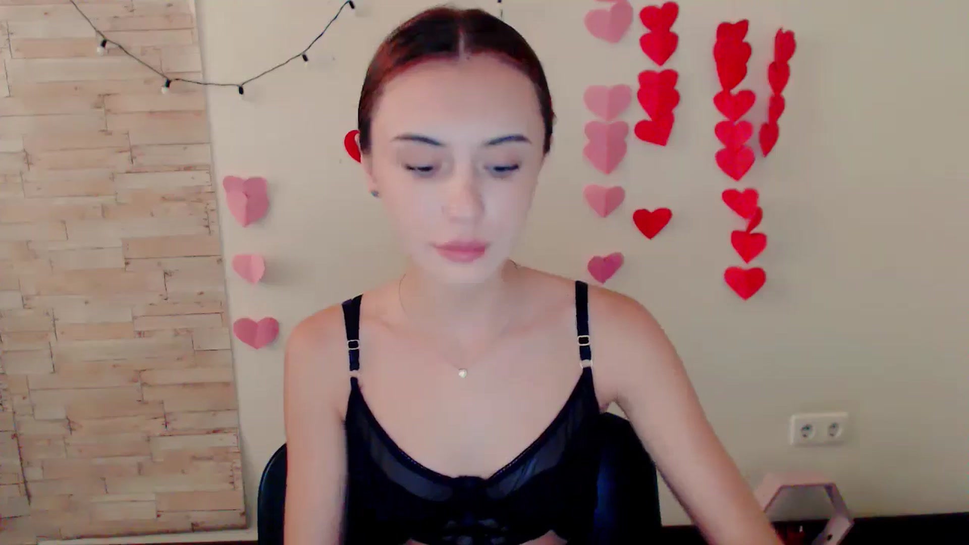 Gallery image thumbnail from Nikonara_'s myfreecams stream on, 07/09/2024, 12:36 image 12 of 20