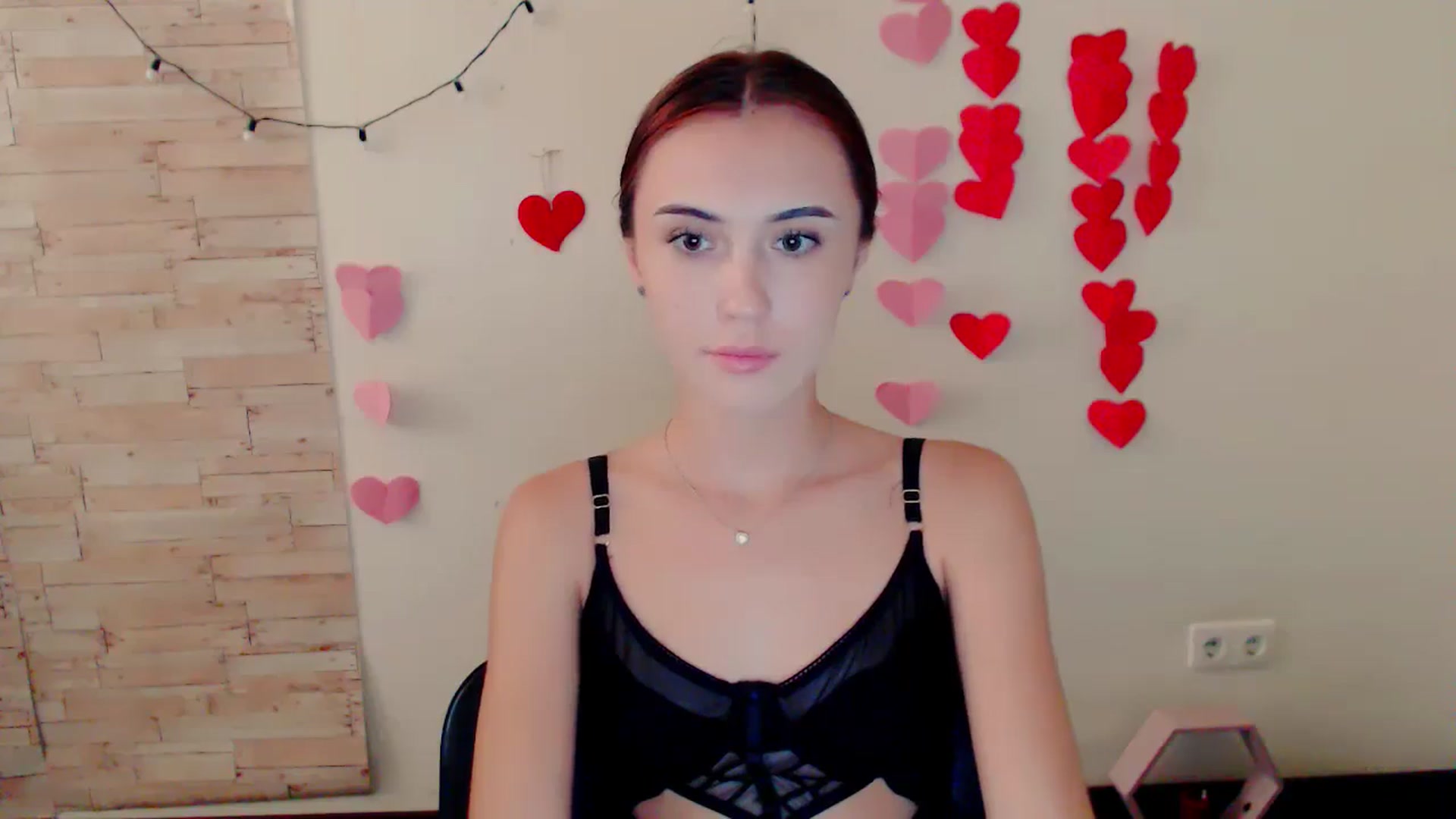 Gallery image thumbnail from Nikonara_'s myfreecams stream on, 07/09/2024, 13:55 image 19 of 20