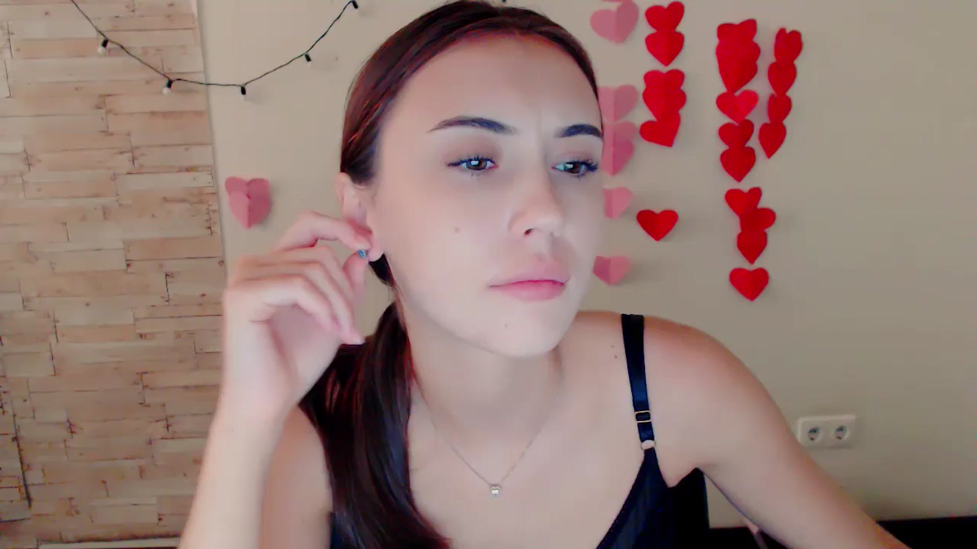 Gallery image thumbnail from Nikonara_'s myfreecams stream on, 07/09/2024, 13:55 image 16 of 20