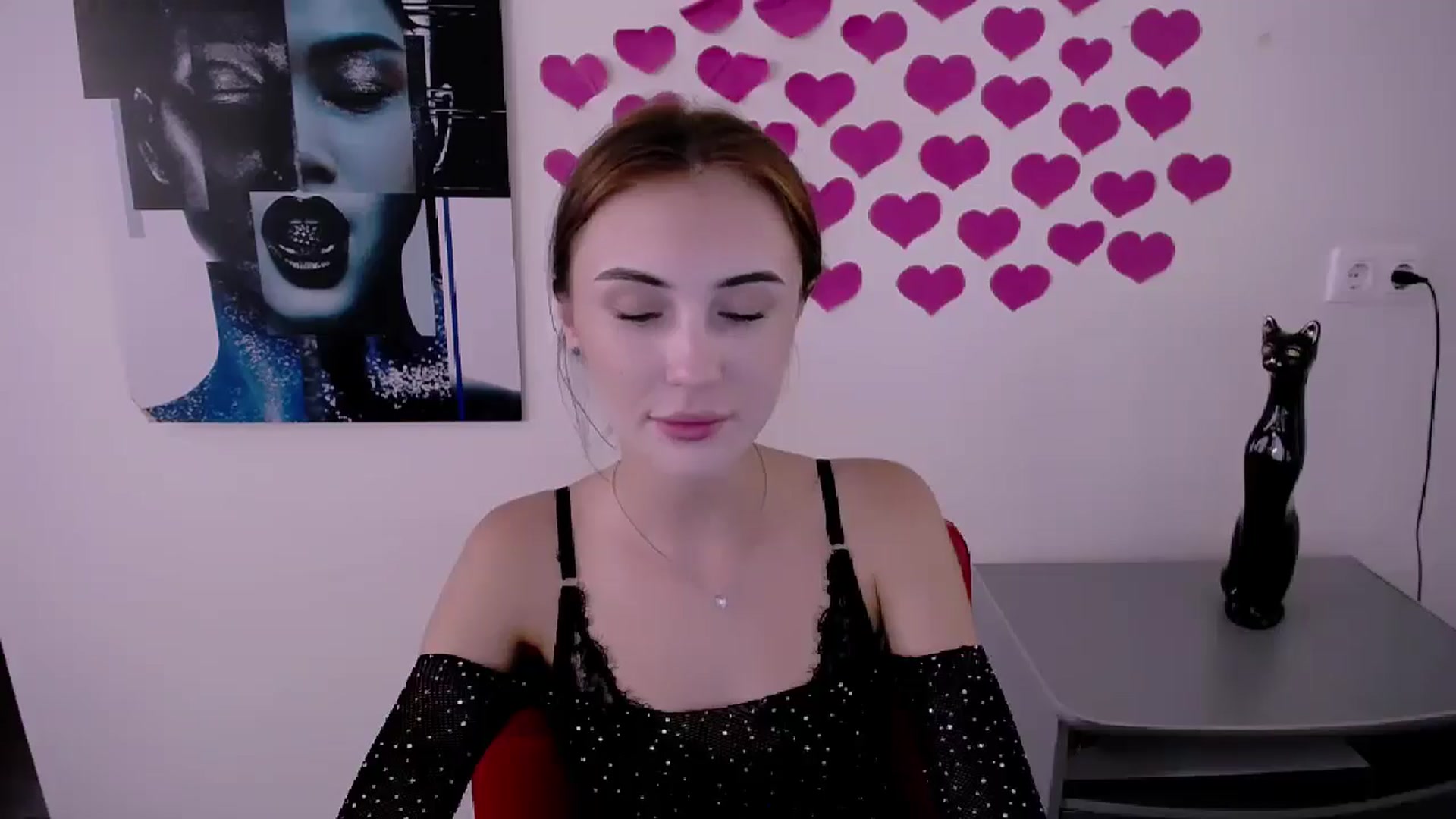 Gallery image thumbnail from Nikonara_'s myfreecams stream on, 07/10/2024, 12:35 image 8 of 20